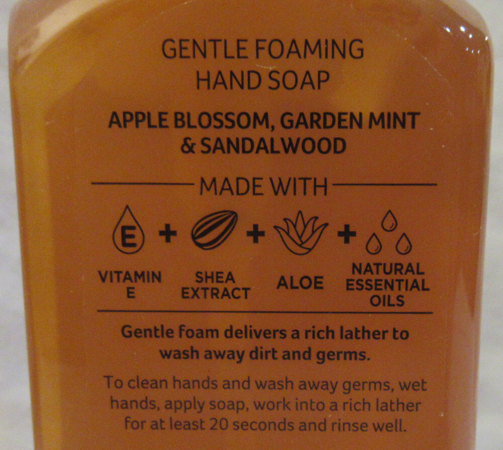 Bath & Body Works Gentle Foaming Hand Soap Lot Set of 2 GARDEN HARVEST