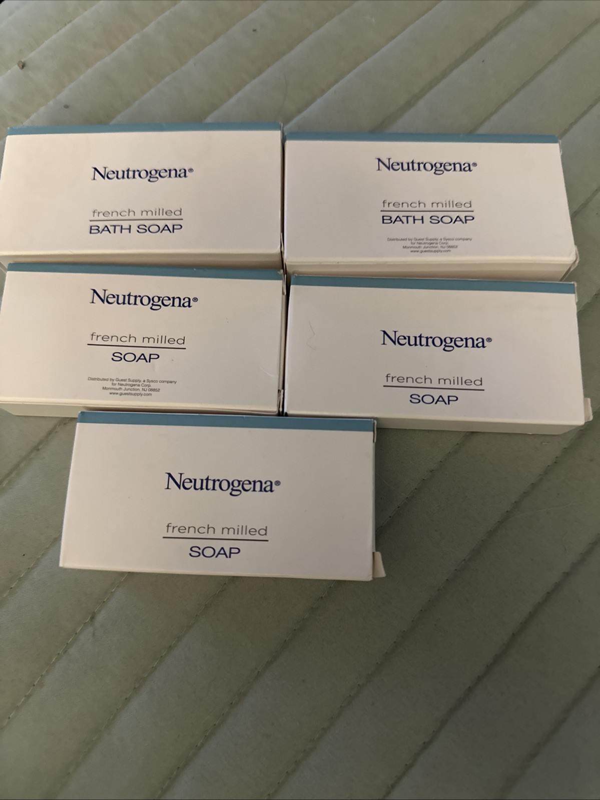 Lot of 5 Brand New NEUTROGENA French Milled BATH .8oz Soap Boxed Fresh