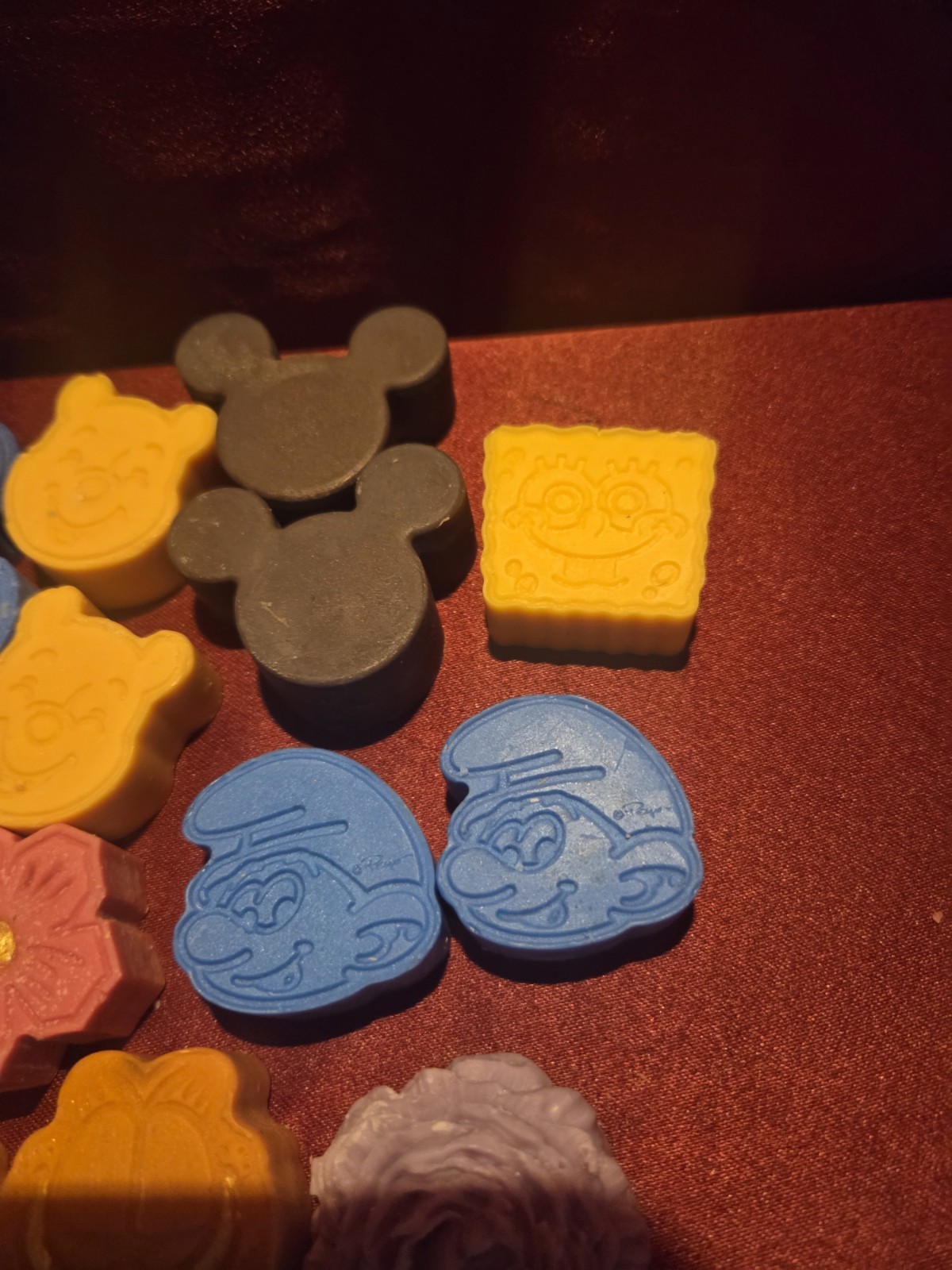 Glow in the Dark Cartoon & Holiday Shaped Assorted Soap Set, Multicolor