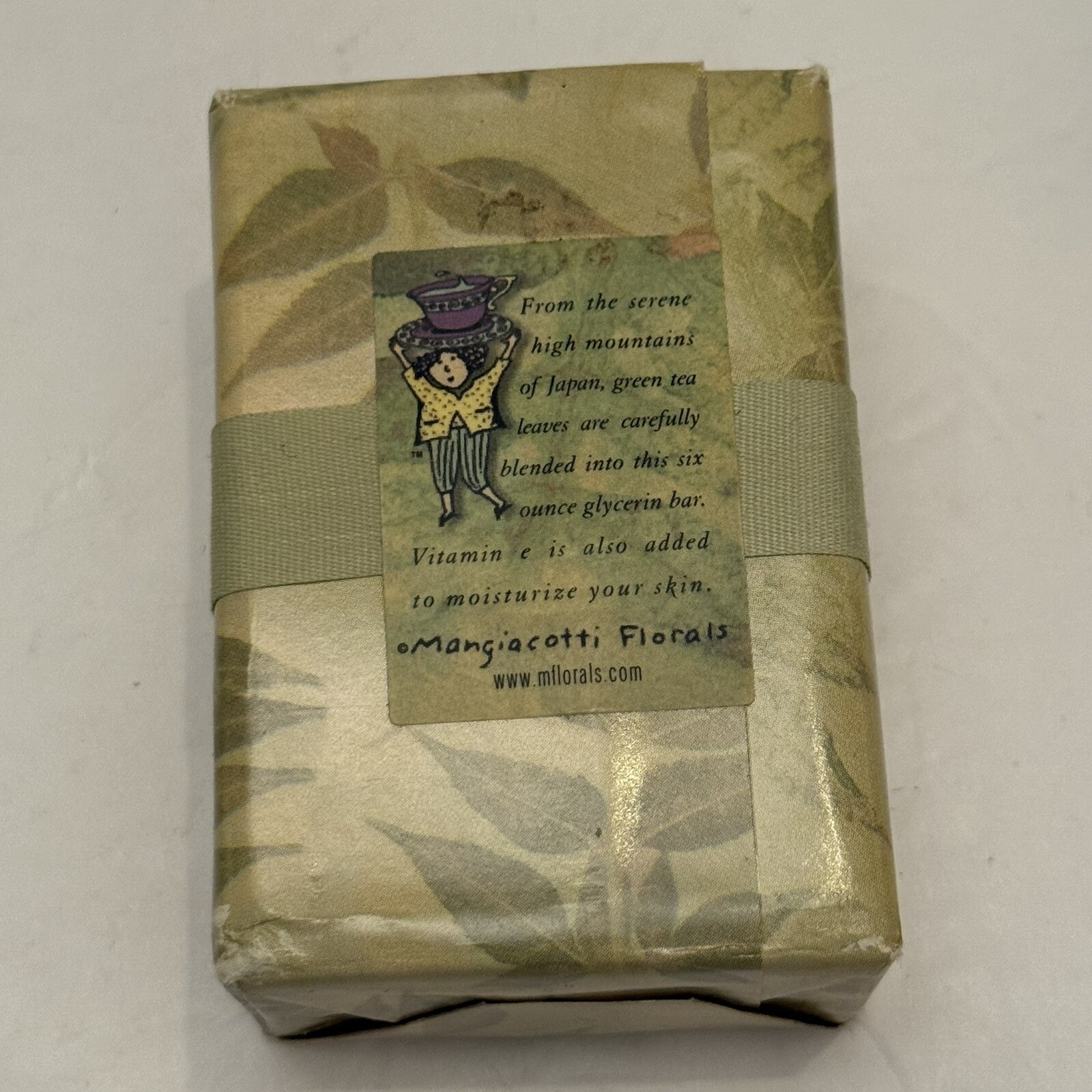 Mangiocatti Florals Green Tea Glycerin with Vitamin E Soap Bar 6 oz Bar