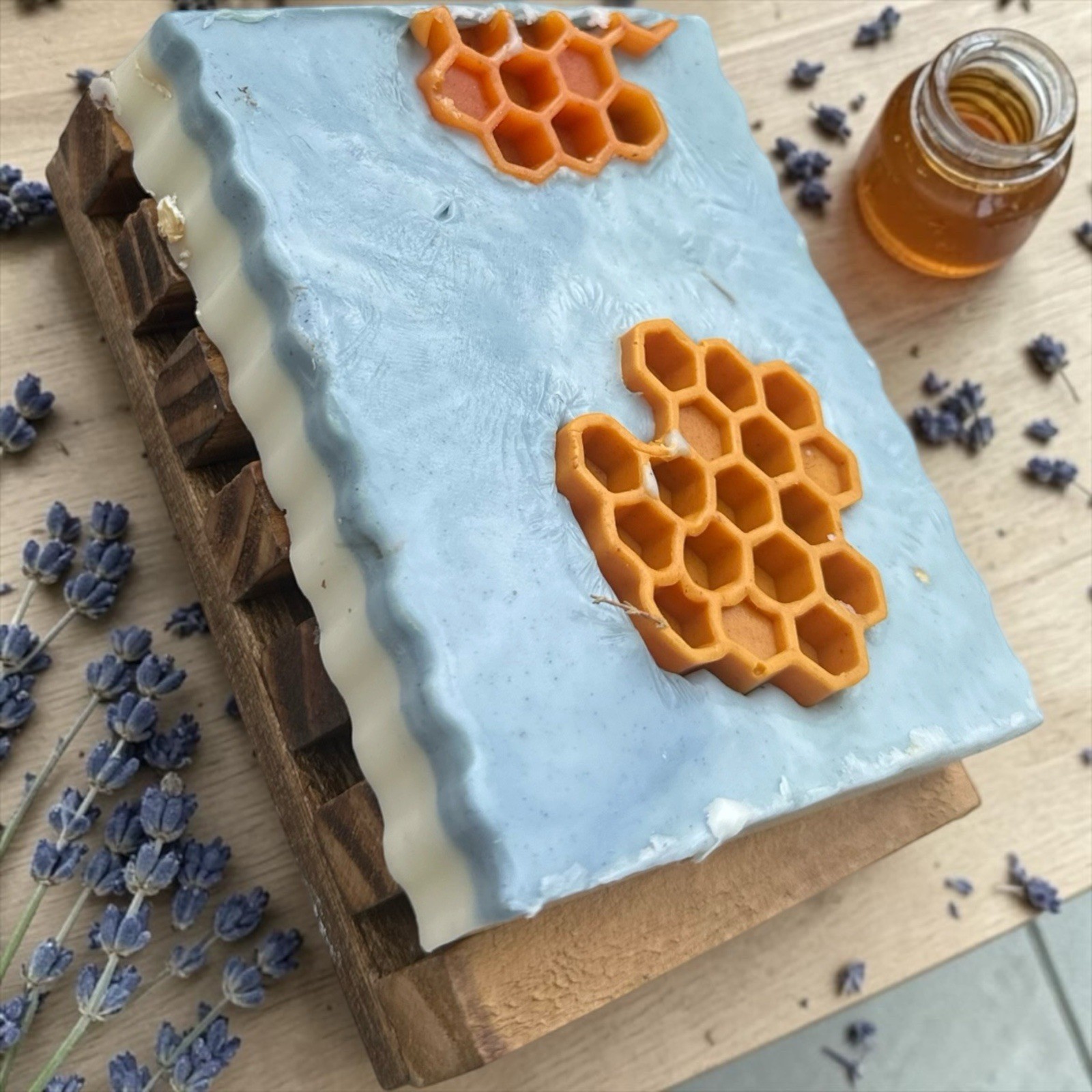 Honeycomb Pattern Handmade Bar Soap Set – Oatmeal, Lavender, Honey, Assorted Co…