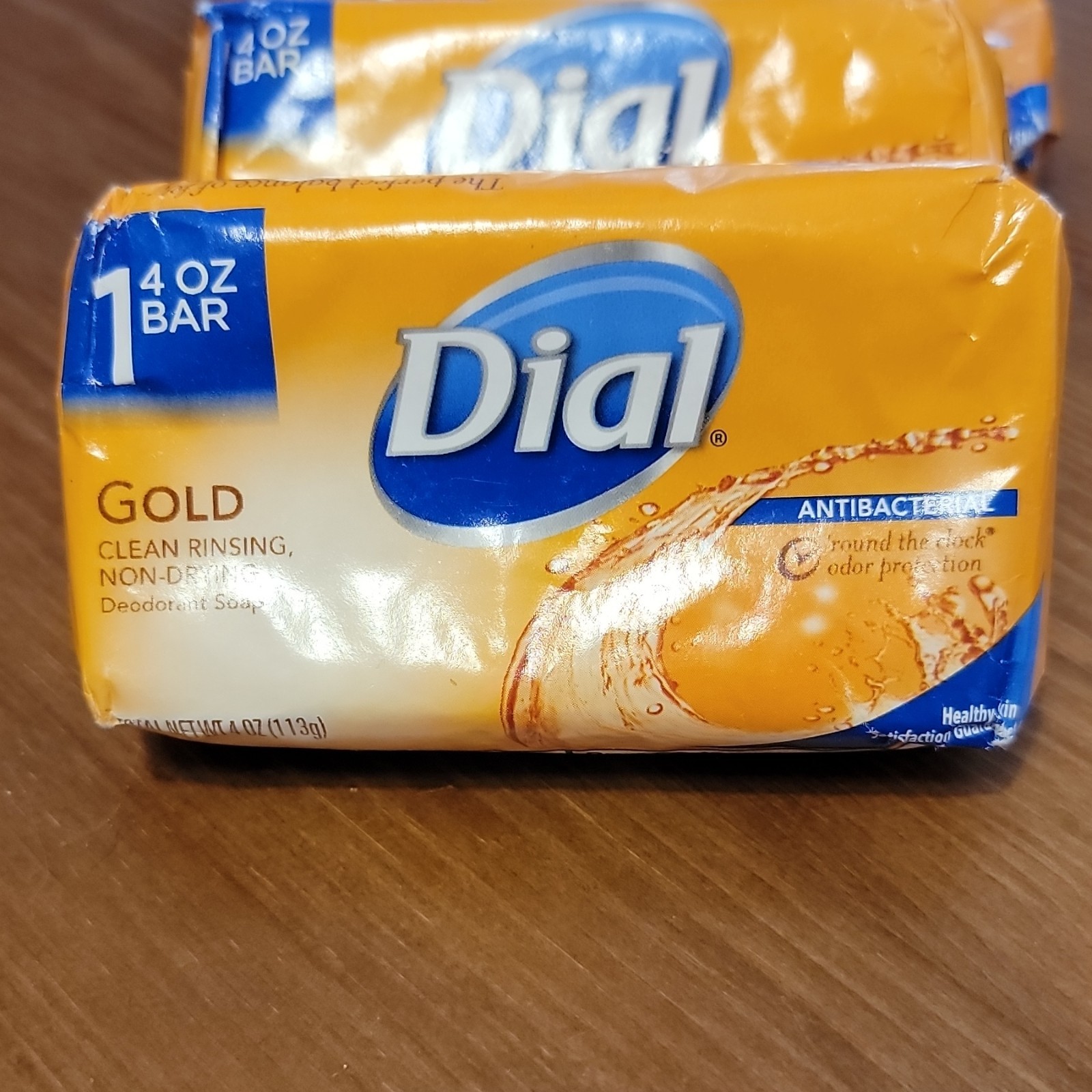 Dial Gold Antibacterial Deodorant Soap Bar 4 oz Benzalkonium Chloride 4 bars