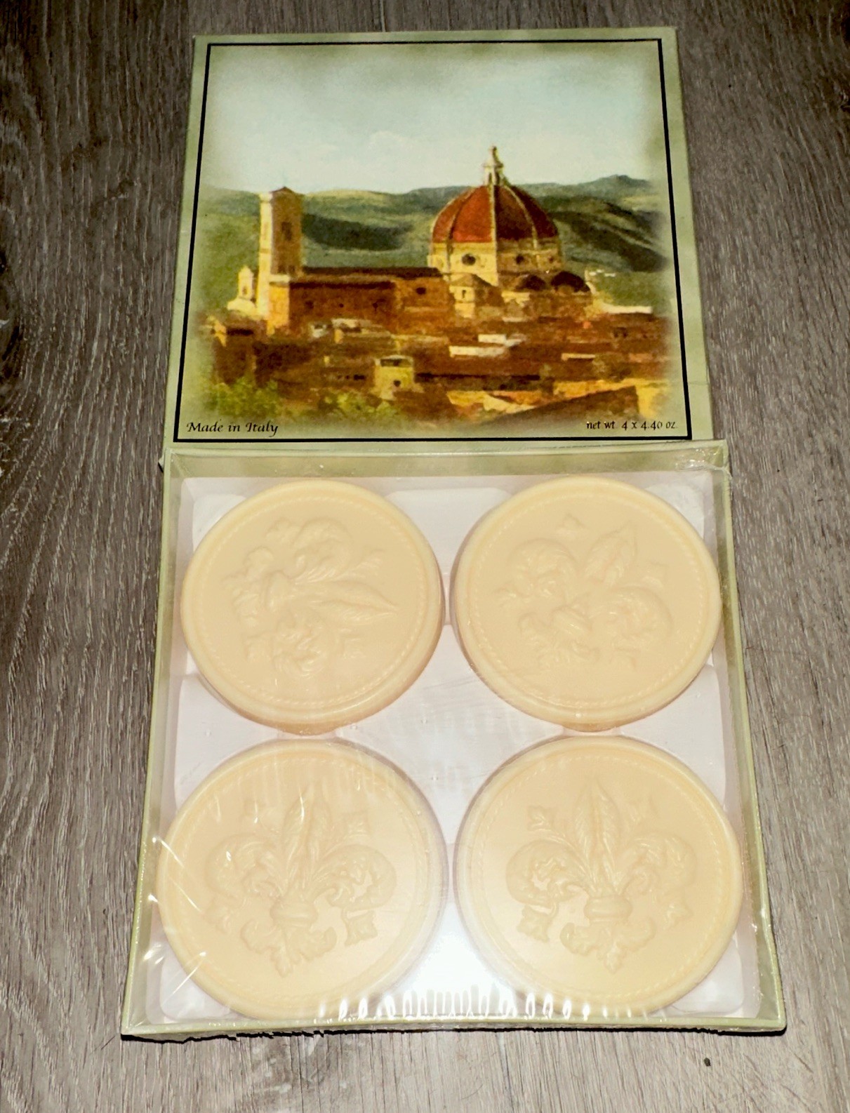 Saponificio Artigianale Fiorentino Florentia Soap 4×4.40oz Disc, Fleur