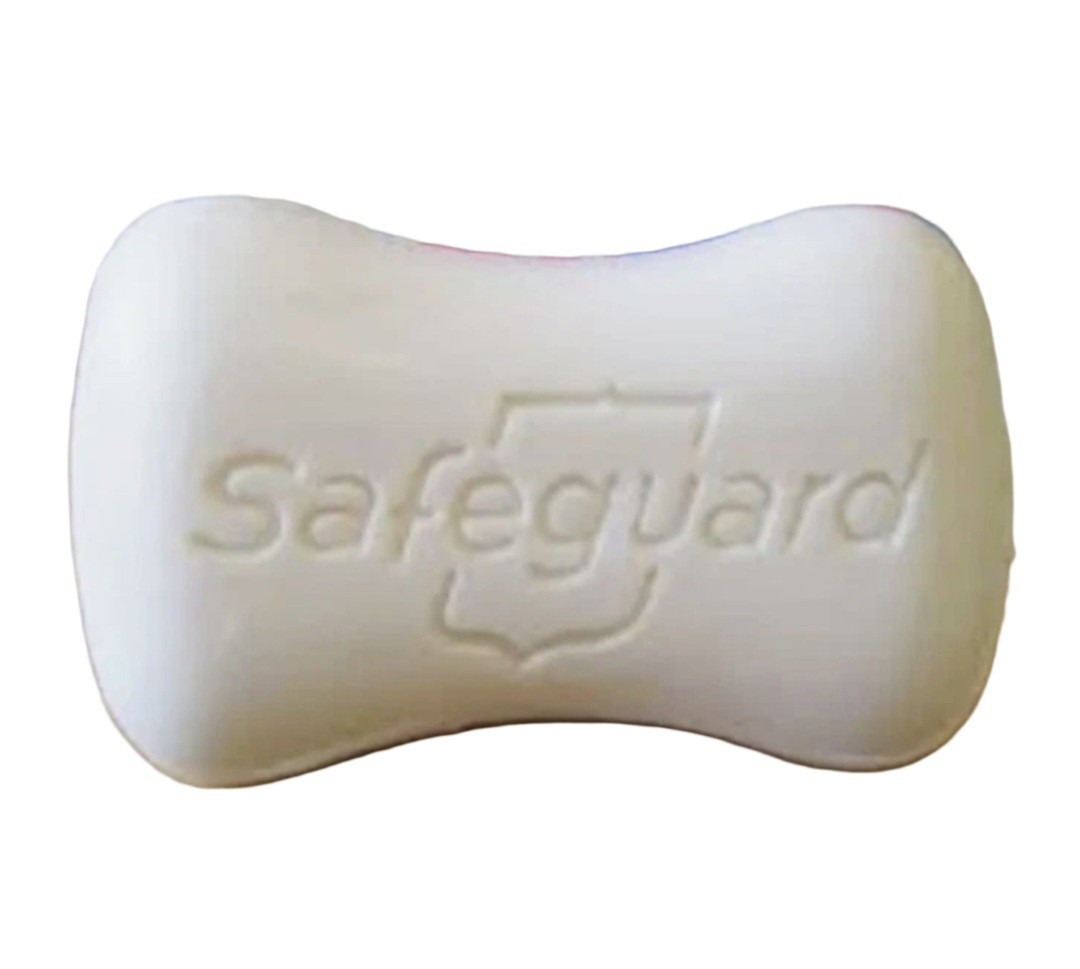 💙 SAFEGUARD (4.4 Oz) ⚪️🫧 ●FAMILY GERM PROTECTION● ⚪️🫧 Pure White Bar Soap 🫧.