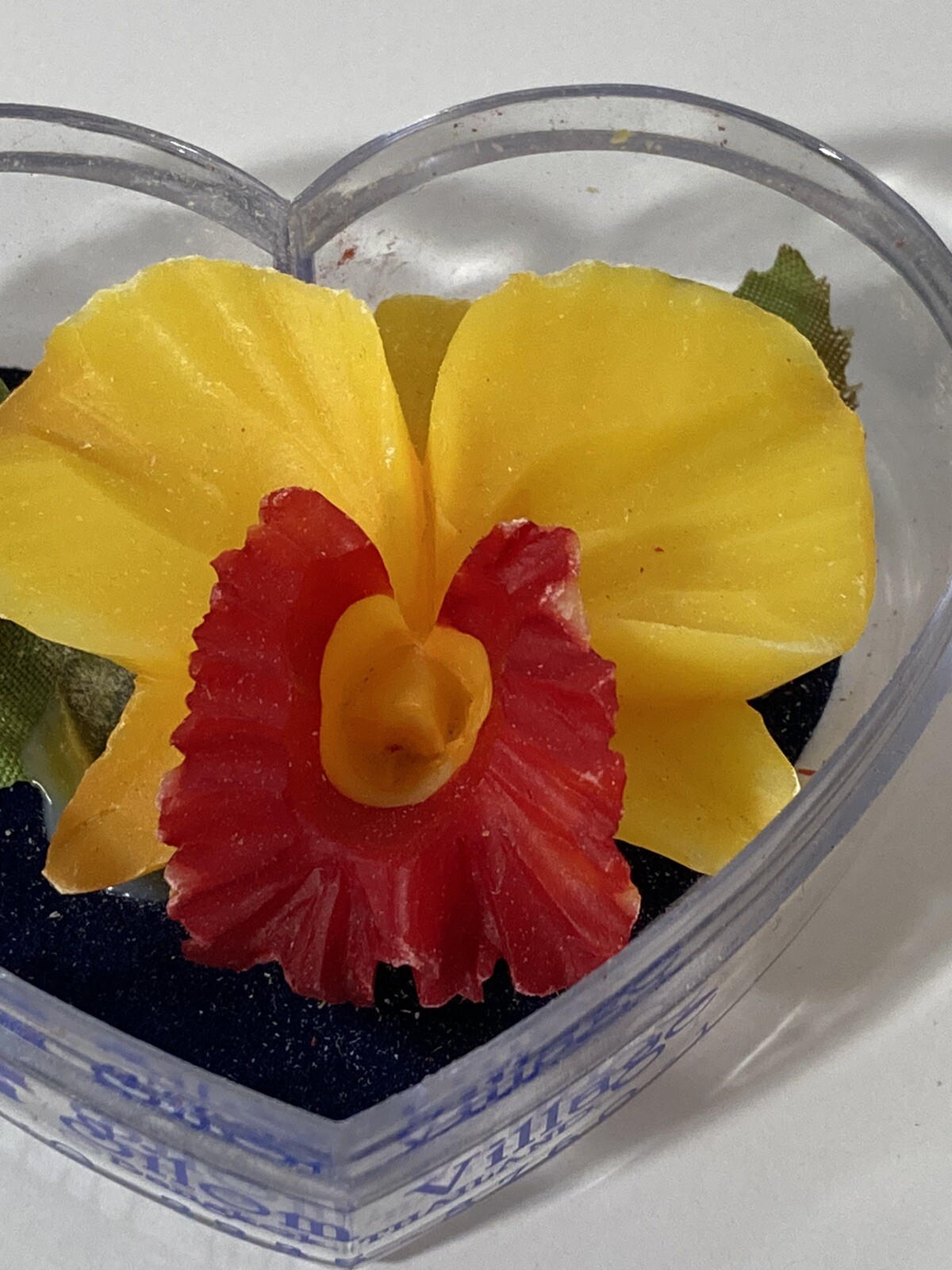 Handcarved Soap Flowers from Bangkok Thailand 7 Soaps with protective cases