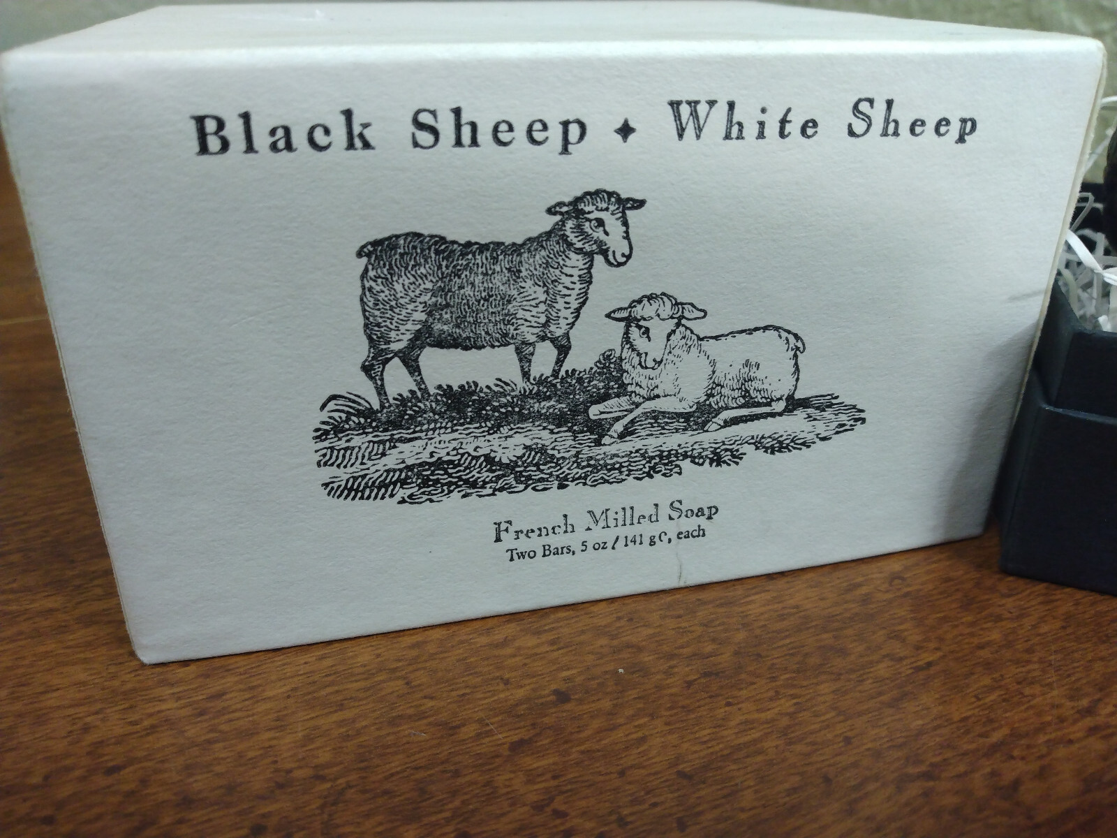 Gianna Rose Atelier FRENCH MILLED Farmhouse Soap BLACK SHEEP & WHITE SHEEP NIOB