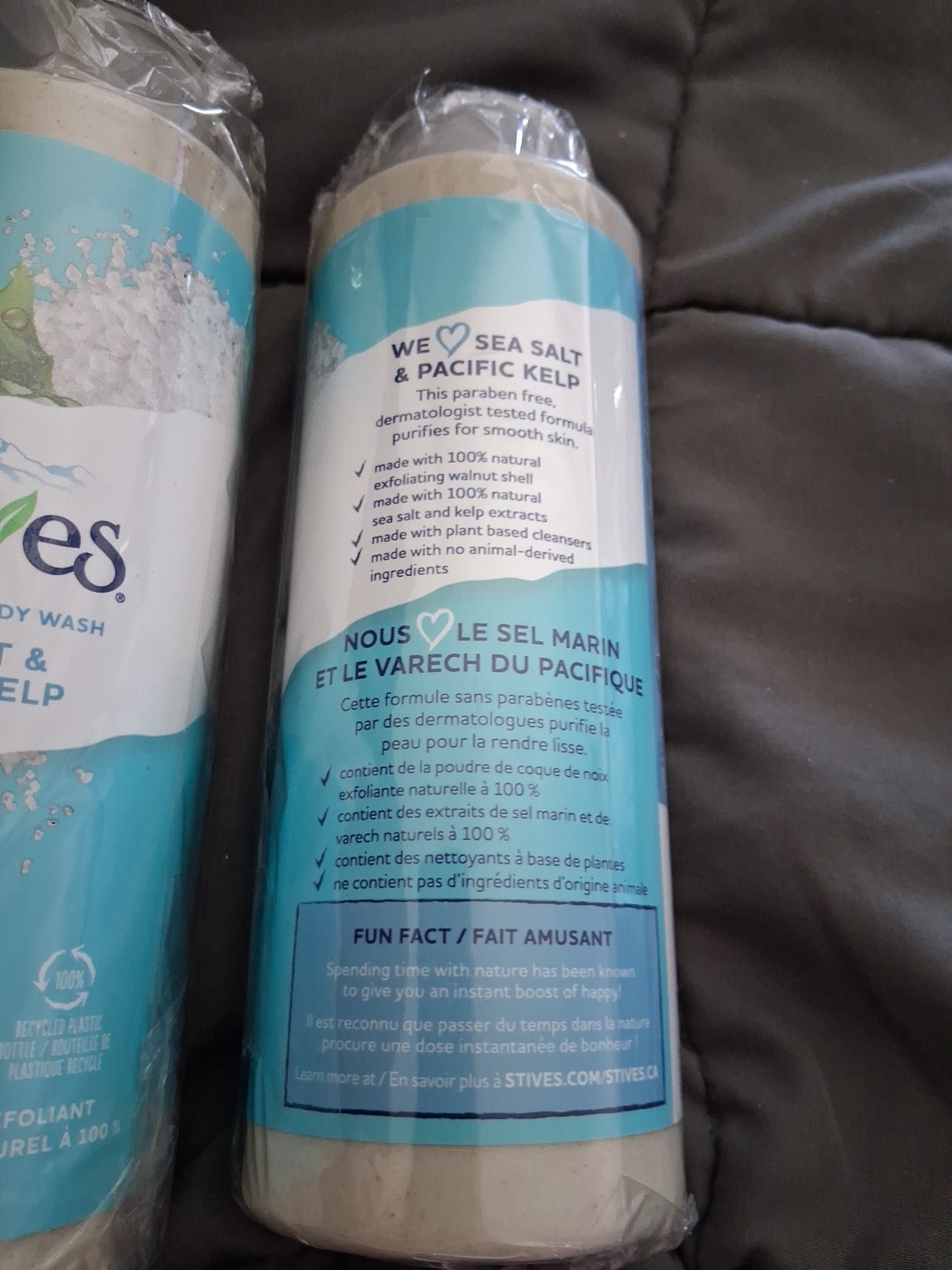 St. Ives Exfoliating Body Wash Sea Salt & Pacific Kelp 16oz – Pack of 2