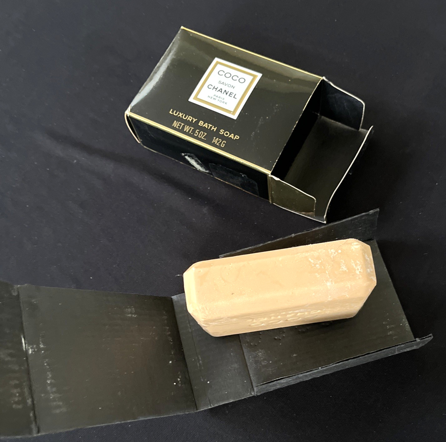 Vintage CHANEL Coco Luxury Bath Soap Savon 5 OZ 142G Unused in Box France READ