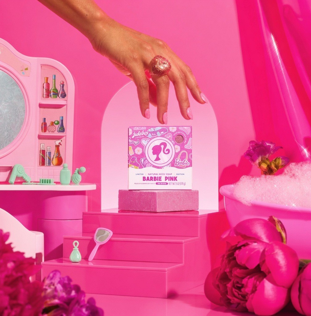 Dr. Squatch Limited Edition – Predator Purge + Malibu Barbie + Barbie Pink