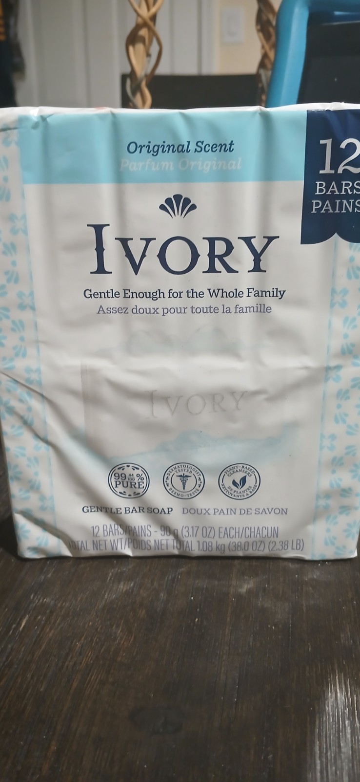 Ivory Gentle Enough for The Whole Family 12 Bar Soap Original Scent 90g(3.17oz