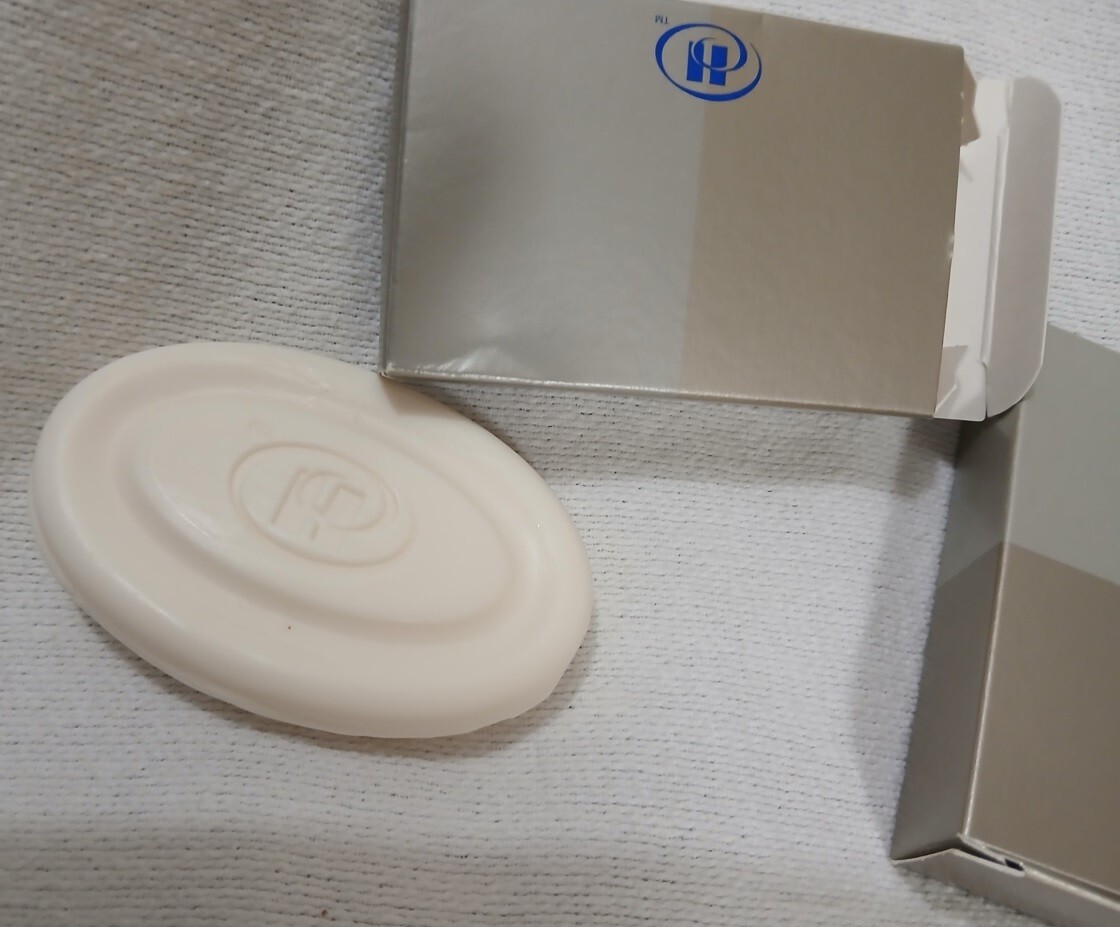 Neutrogena French Milled Bath Soap Lot of 2 Bars in Box 36gm & 48gm Guest Supply