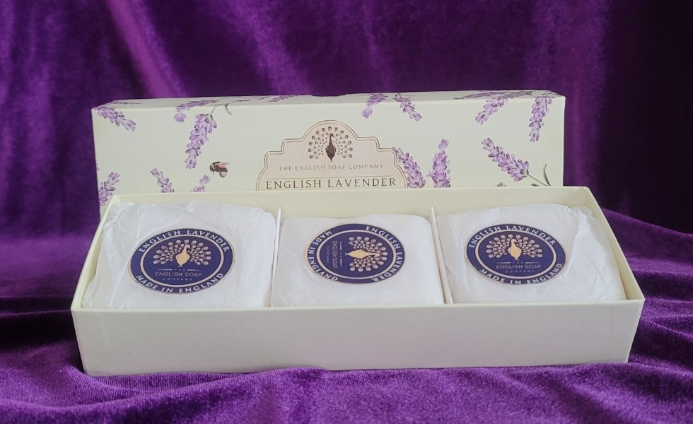 Shea Butter Soap Gift Set 3 x 3.5oz Bars Lavender , Vegan Made in England NIB