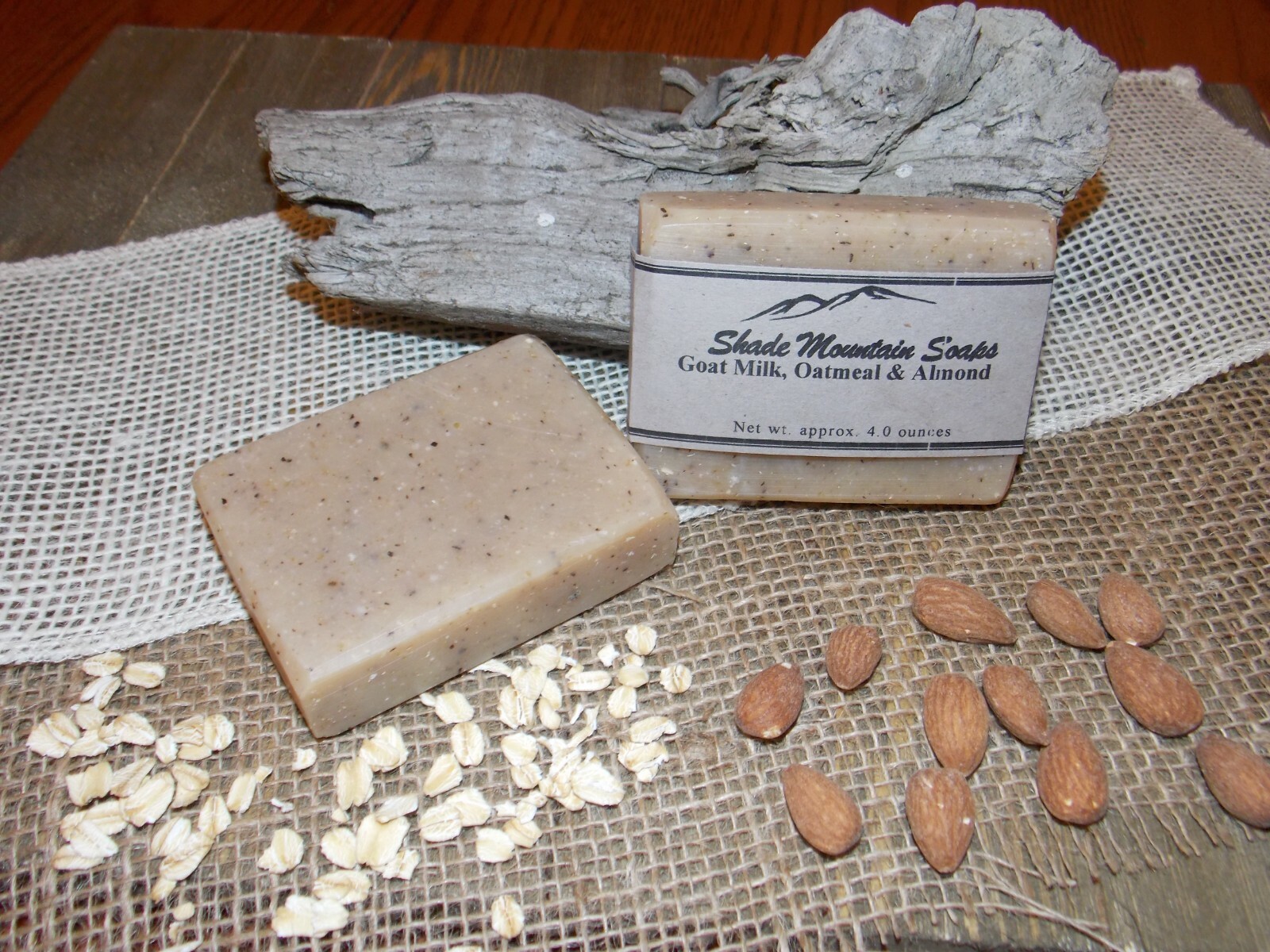 Goat Milk Soap Homemade / Handmade Moisturizing – 4 oz bar – Oatmeal & Almond