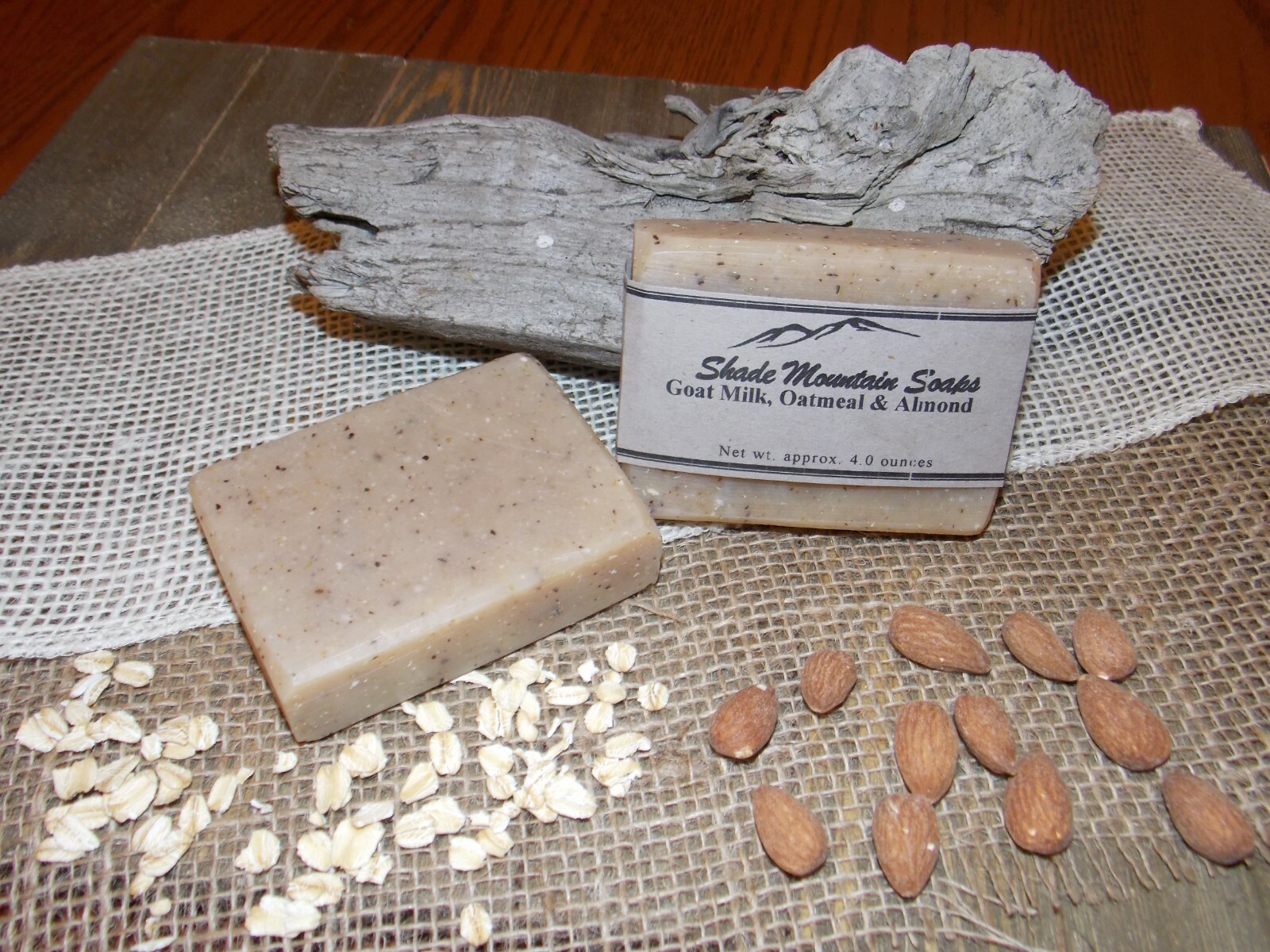 Goat Milk Soap Homemade / Handmade Moisturizing – 4 oz bar – Oatmeal & Almond