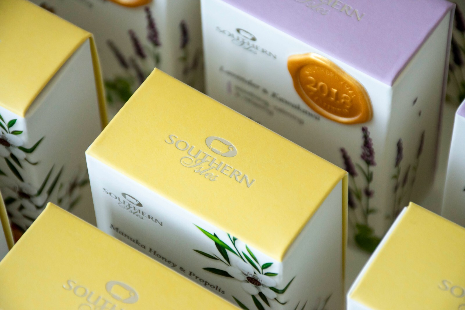 Manuka Honey & Propolis Soap | Southern Isles | New Zealand