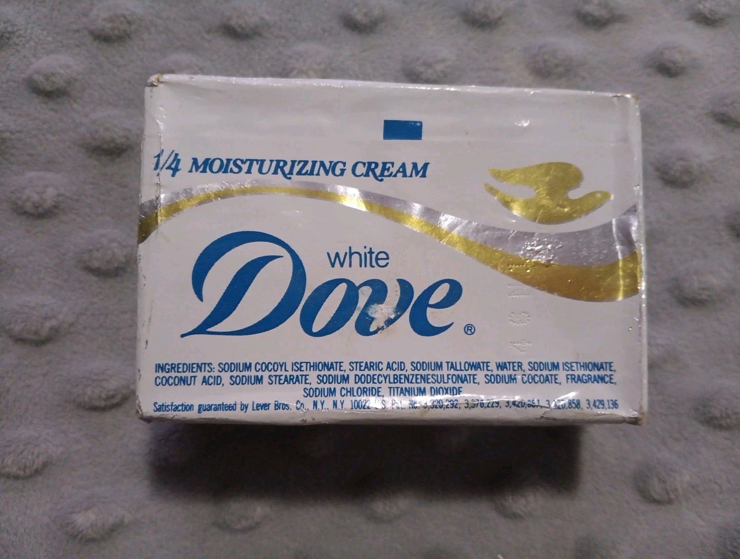 Vintage Dove 1/4 Moisturizing Cream Soap White Complexion Size Bar. NOS New