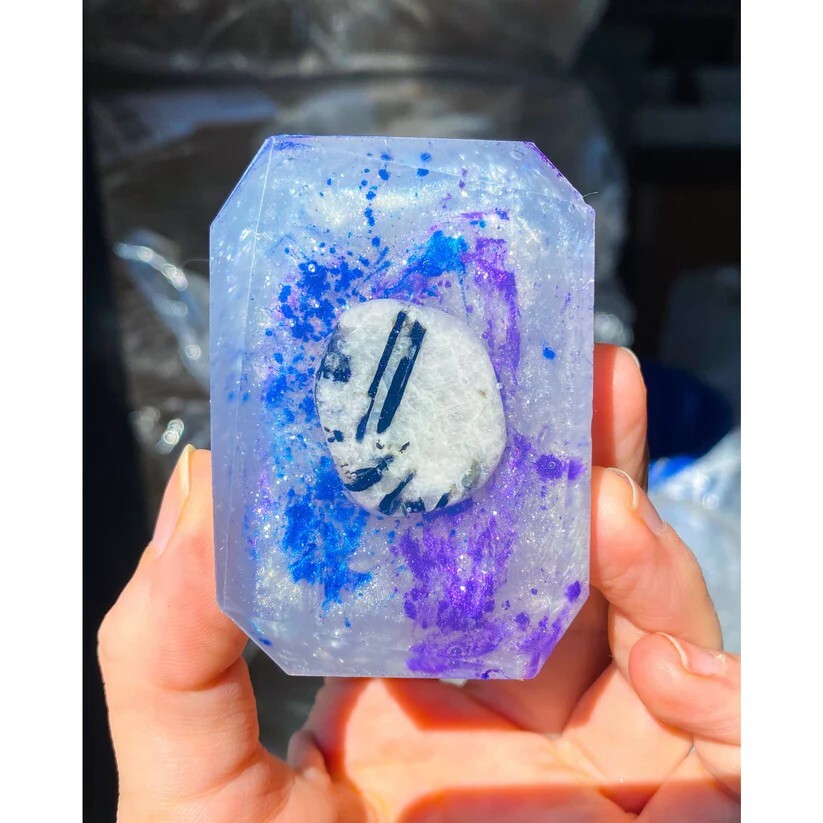 Moon Child Crystal Infused Bar Soap 3 oz – Rainbow Moonstone