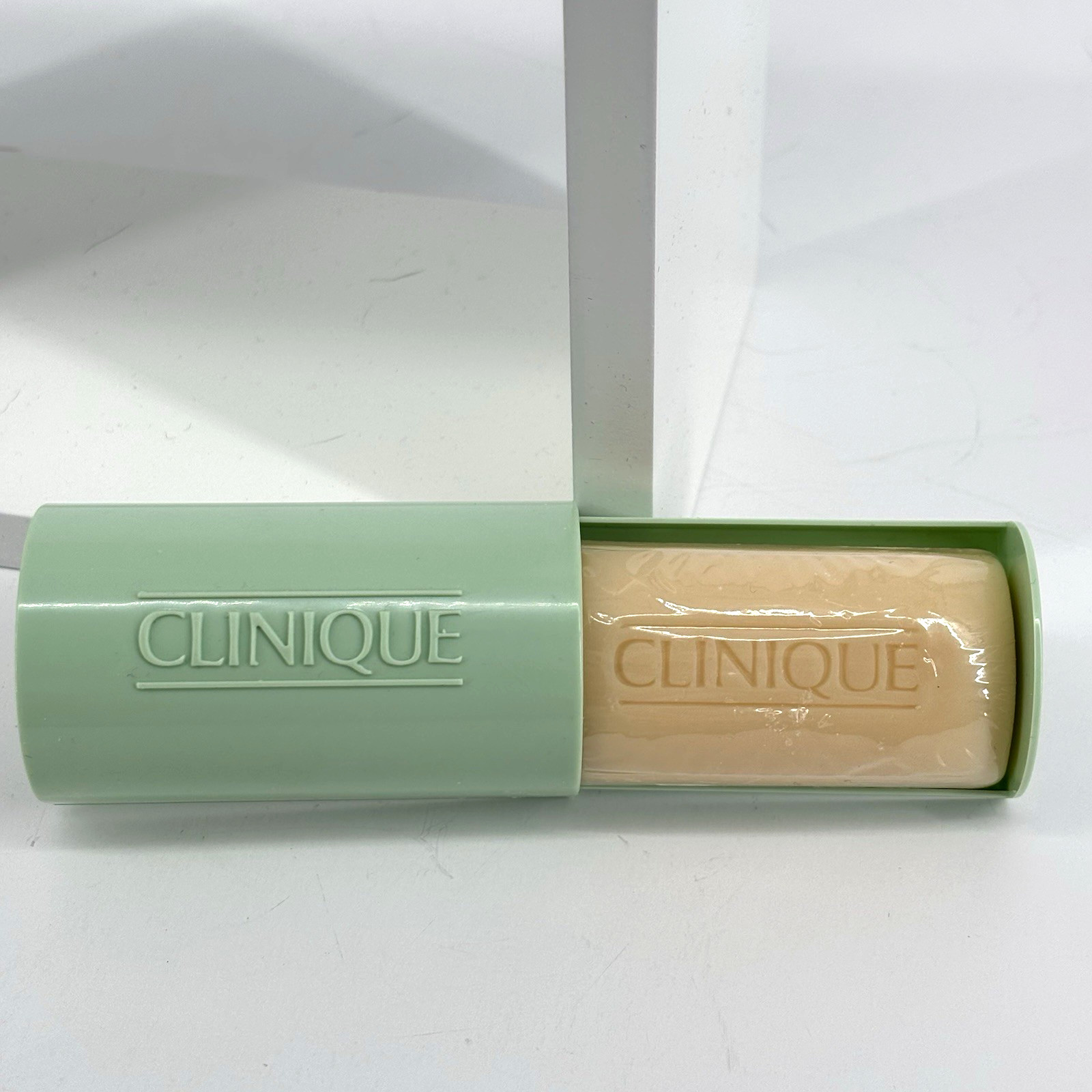 Clinique Mild Facial Bar Mini Soap 1.5oz Factory Sealed Travel Green Case NWT