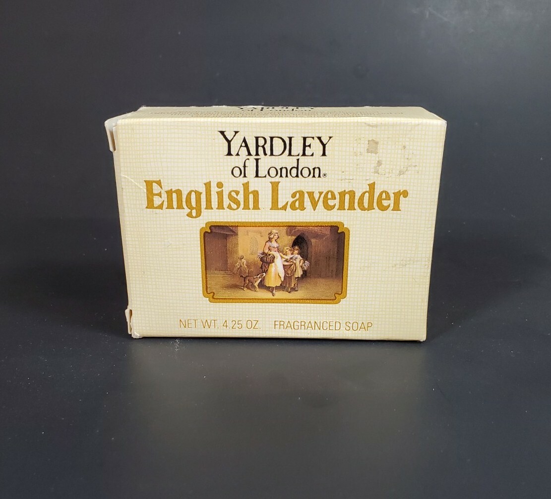 VINTAGE BARS OF YARDLEY OF LONDON ENGLISH LAVENDER FRAGRANCED SOAP 1979