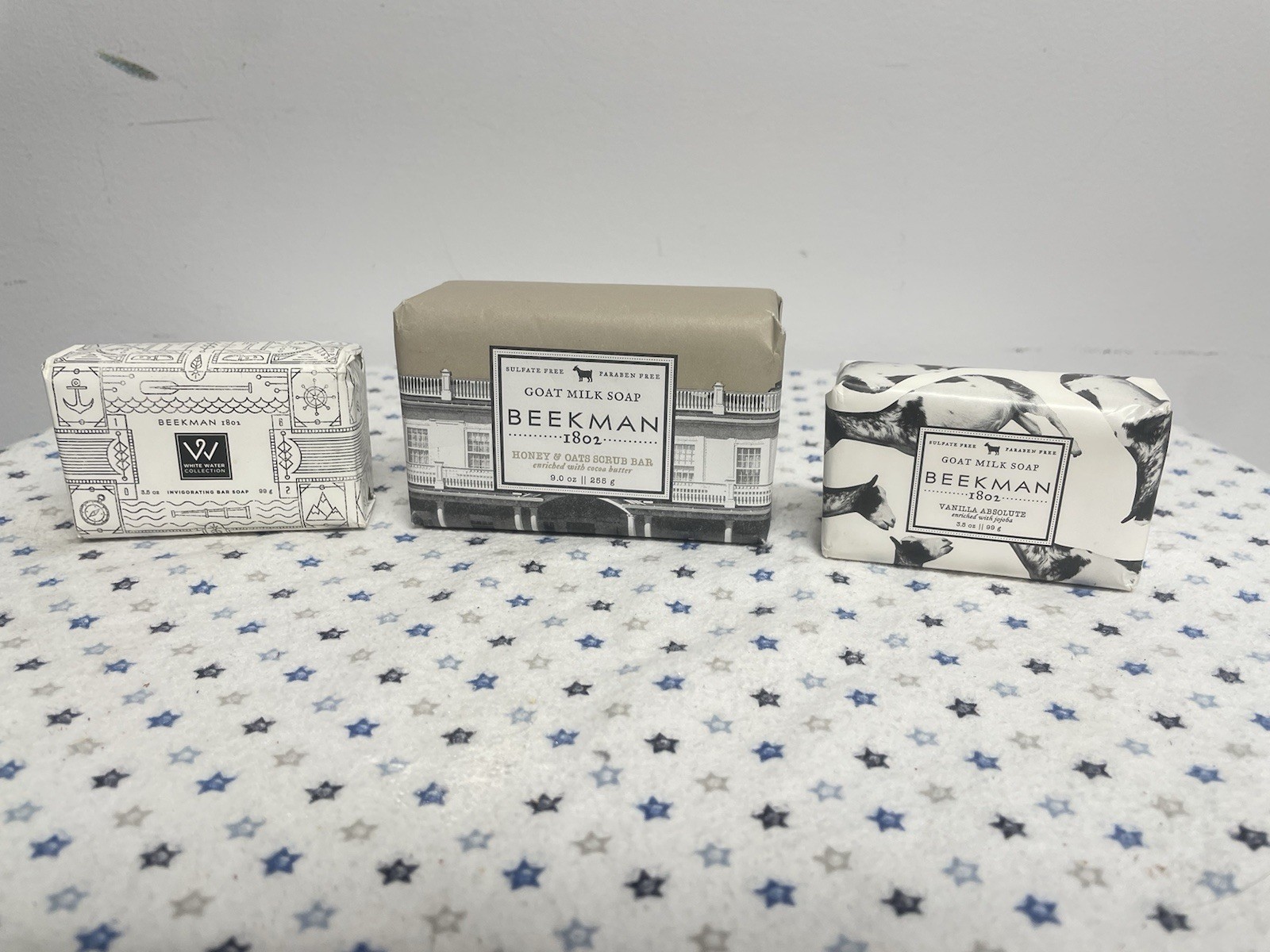 Beekman 1802 Honey & Oats Scrub Bar Goat Milk Soap 9.0 oz New SEALED
