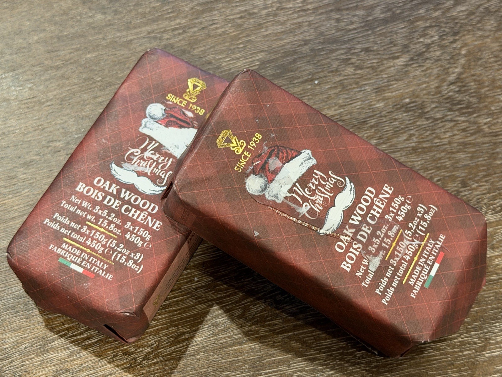 OAKWOOD BOIS DE CHENE XMAS 5.3 OZ EACH SOAP BARS LOT 2 ITALY MENS NEW