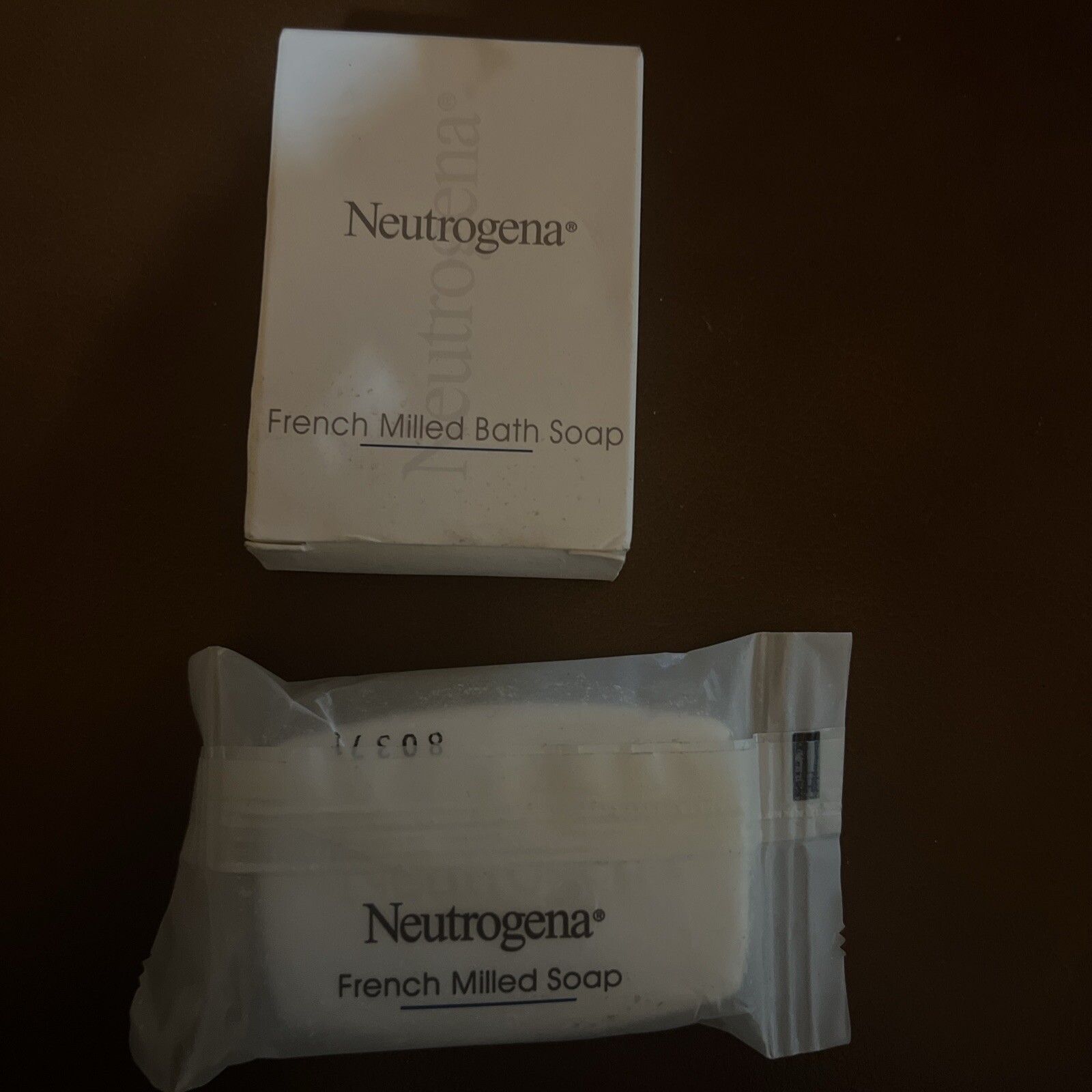 2 Neutrogena French Milled Bath Soap Travel Size