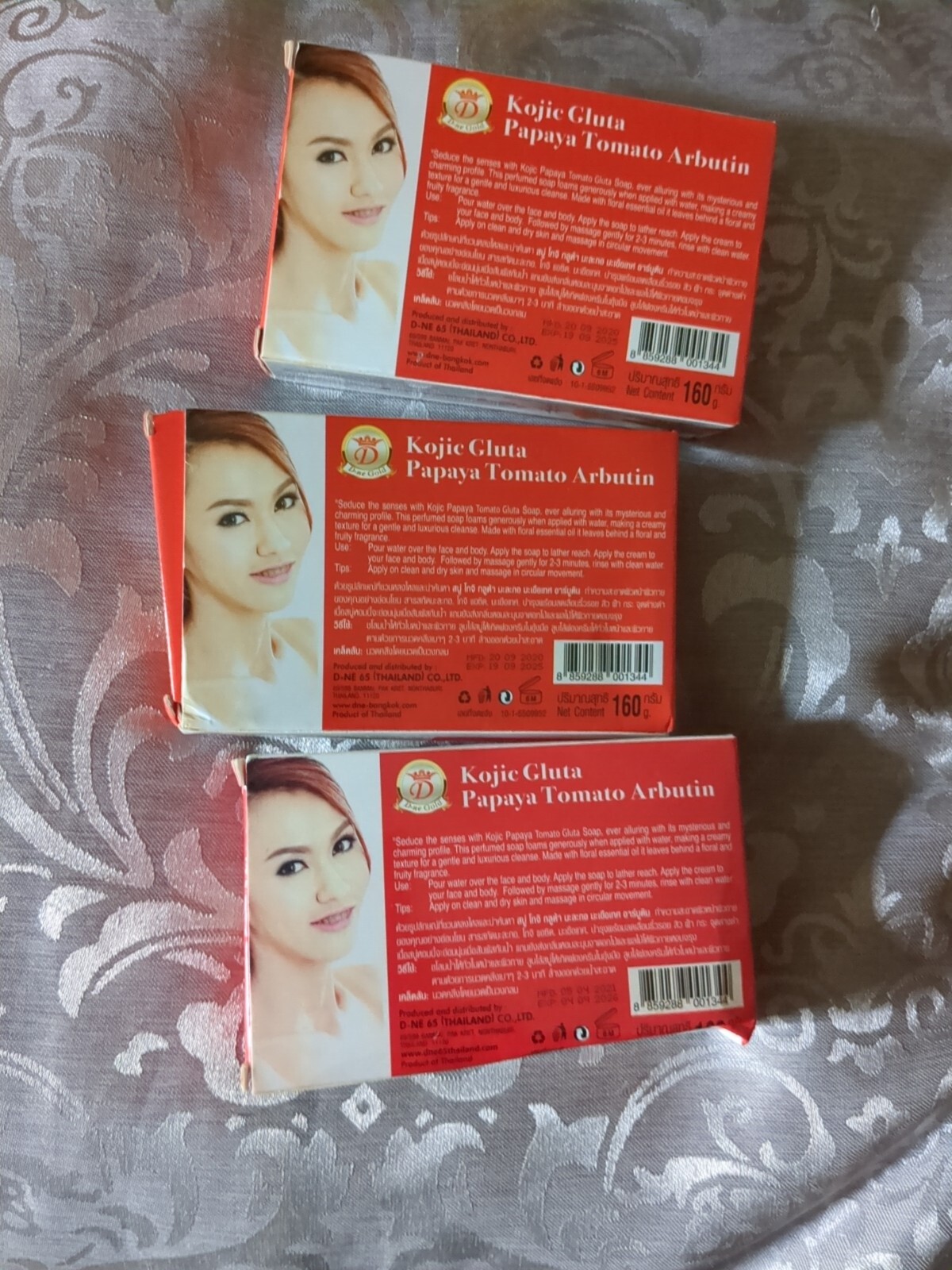 Kojic white Gluta PAPAYA Tomato Arbutin Soap 7days White 160g 3pcs