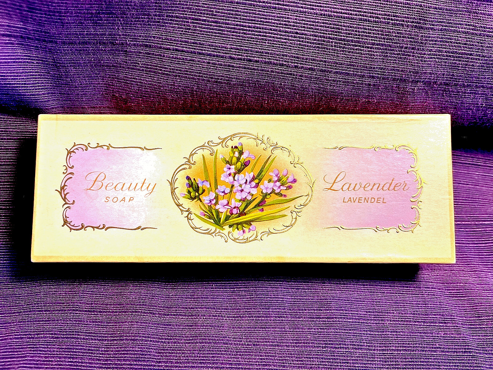 Vintage Perfumerie Verly Berlin Lavender Beauty Soaps in Box Germany 3.4 Oz ea