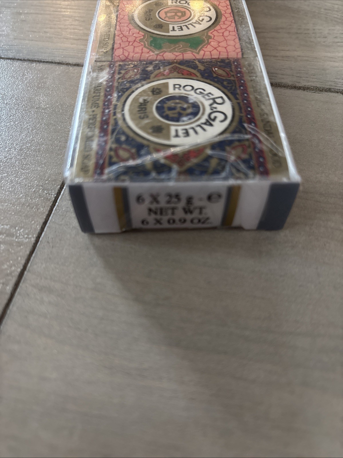 Vintage Roger & Gallet Paris France Set Of 6 Guest Soaps .9 Oz Each
