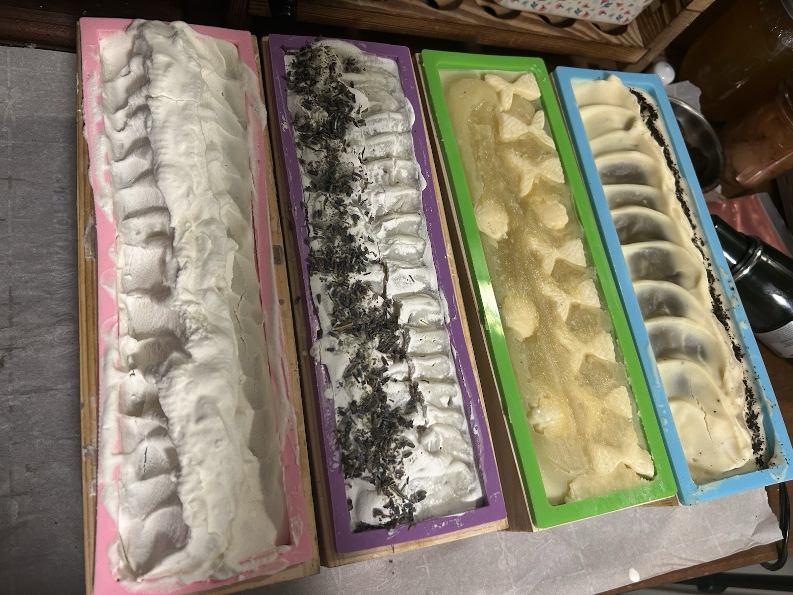 All Natural Soap w Coconut Oil, Olive Oil, Lemongrass with Coffee