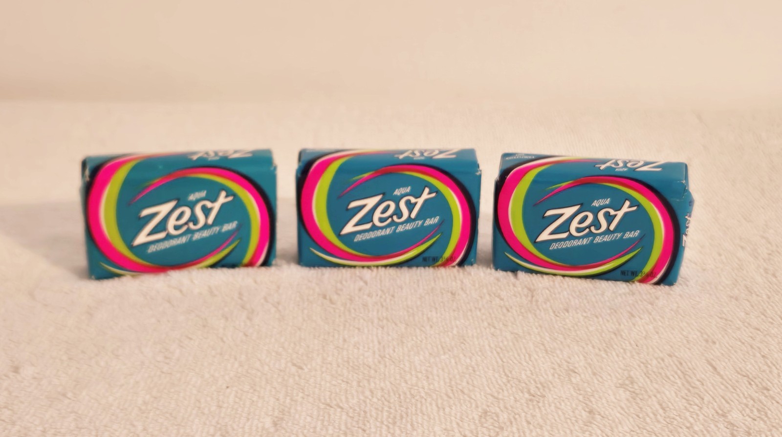 Vintage Zest Aqua Deodorant Beauty Bar Soaps Three 3-3/4 OZ. Bars