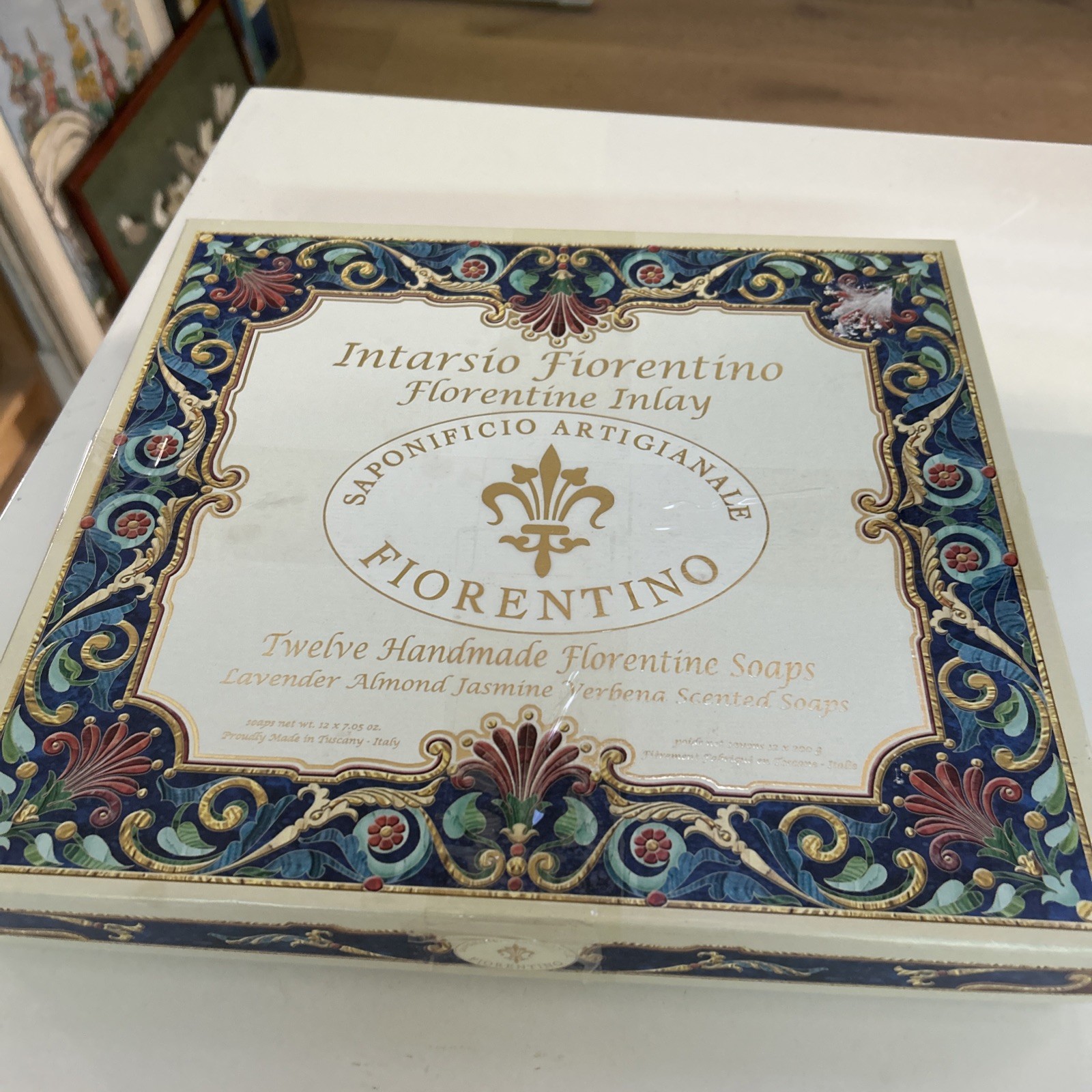 Saponificio Artgianale Fiorentino Soap Lavender Jasmine Almond Verbena 12x 7oz