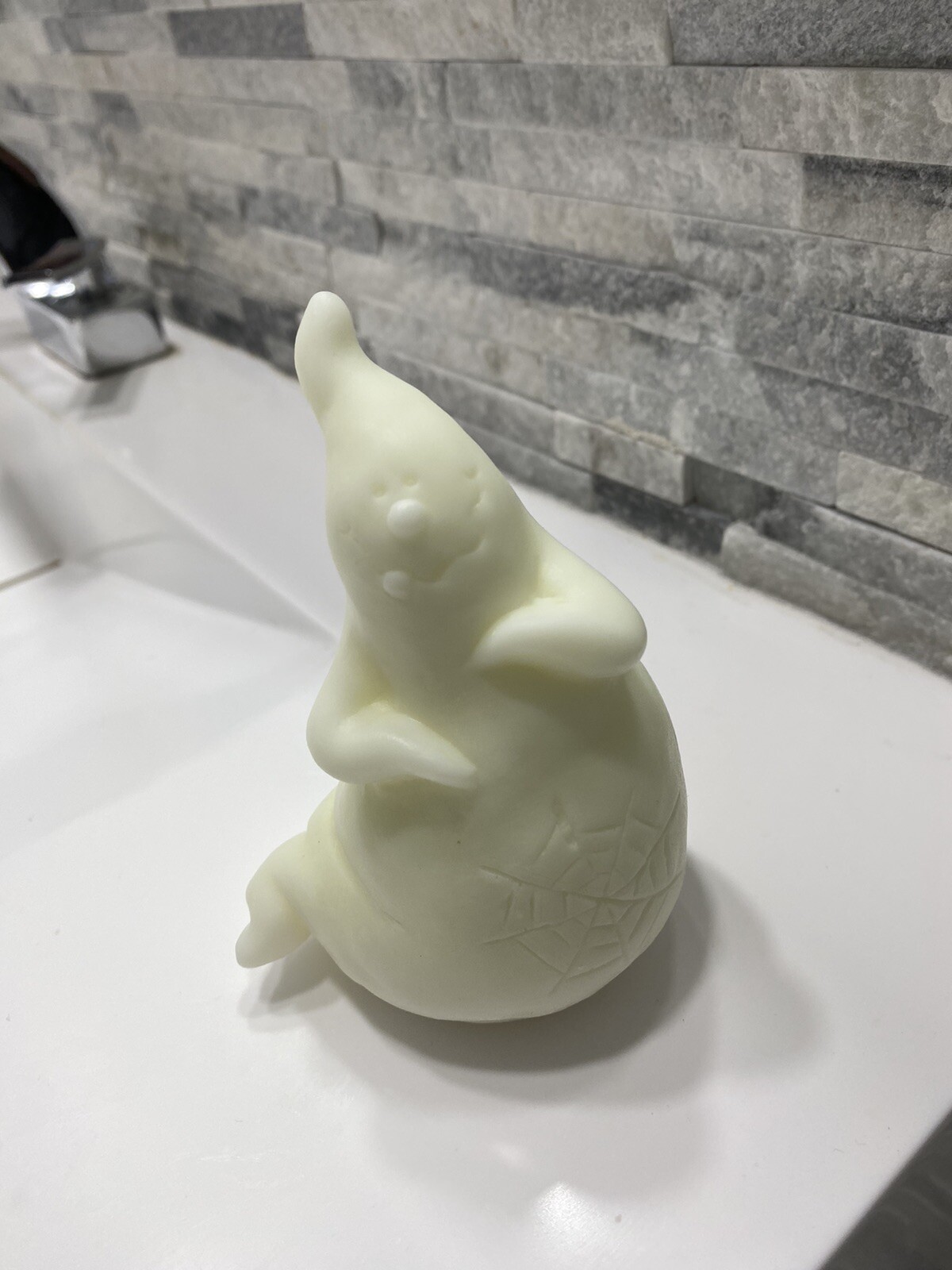 Friendly Glow In The Dark Ghost – Funny Soap – Halloween Soap – Glow In The Dark