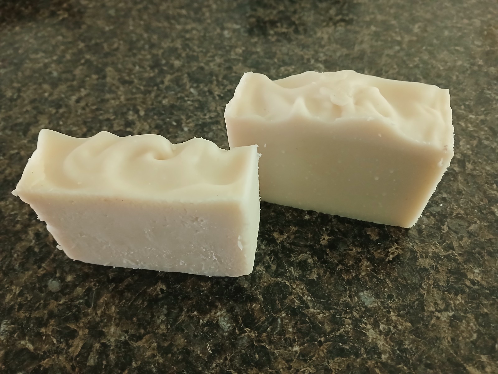 GOATS MILK SAMPLER, 1 pound unscented.