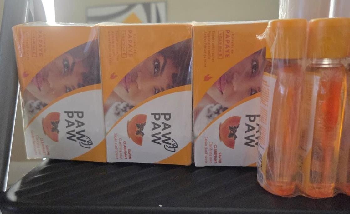 Pack of 6 Paw Paw Clarifying Soap With Papaya Extract & Vitamin E 180g Each