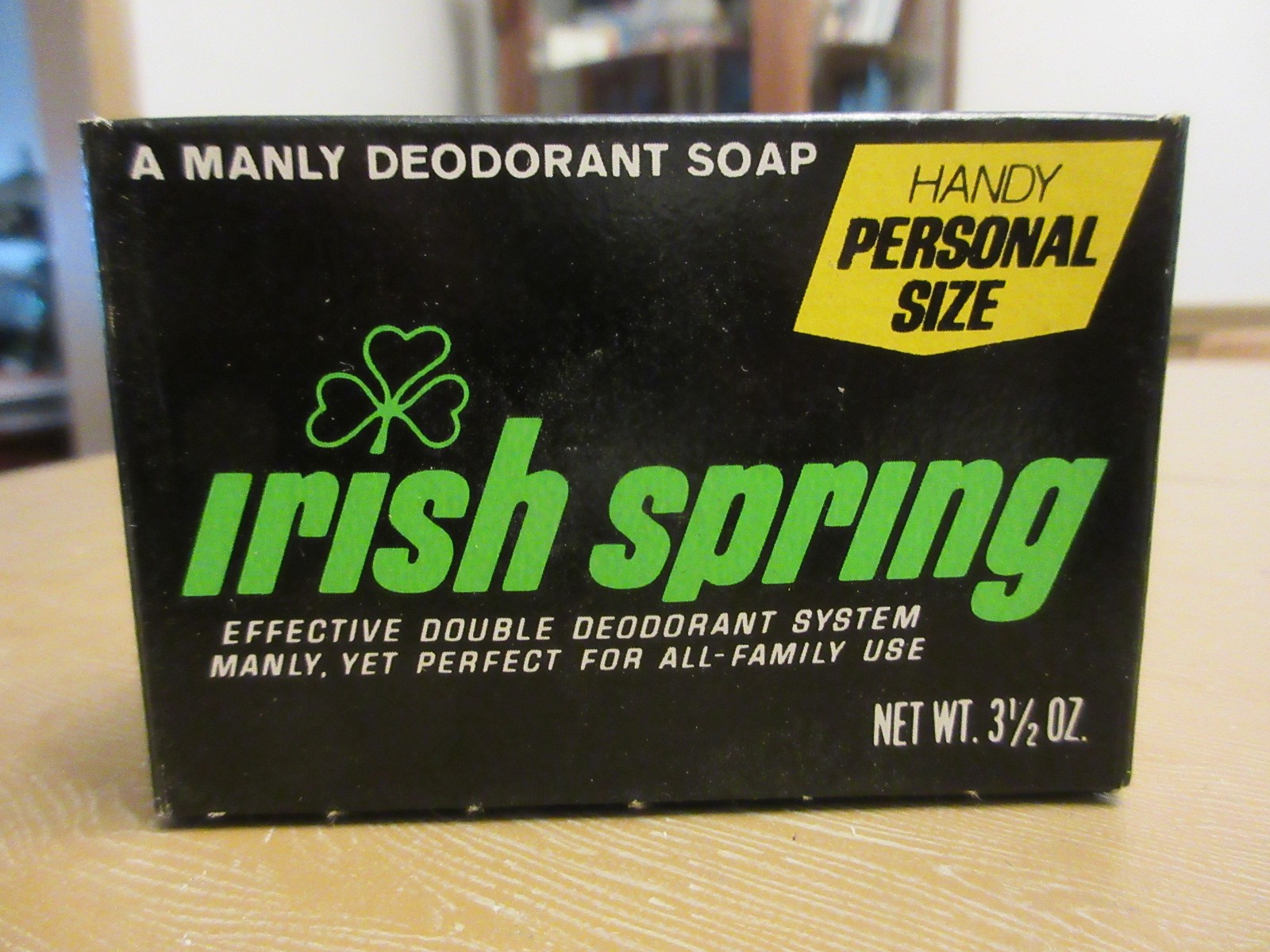 Older IRISH SPRING HANDY PERSONAL SIZE DEODORANT SOAP BAR 3 1/2 oz. (NOS)