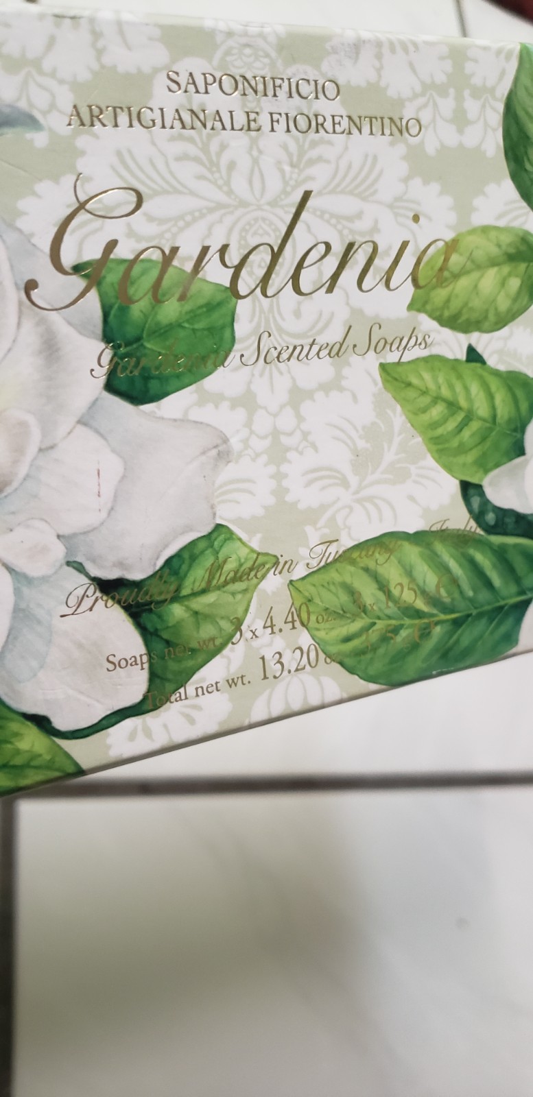 Pack Saponificio ~ Gardenia Scented Bar Soap from Italy 3 bars 4.40 oz Each NIB/