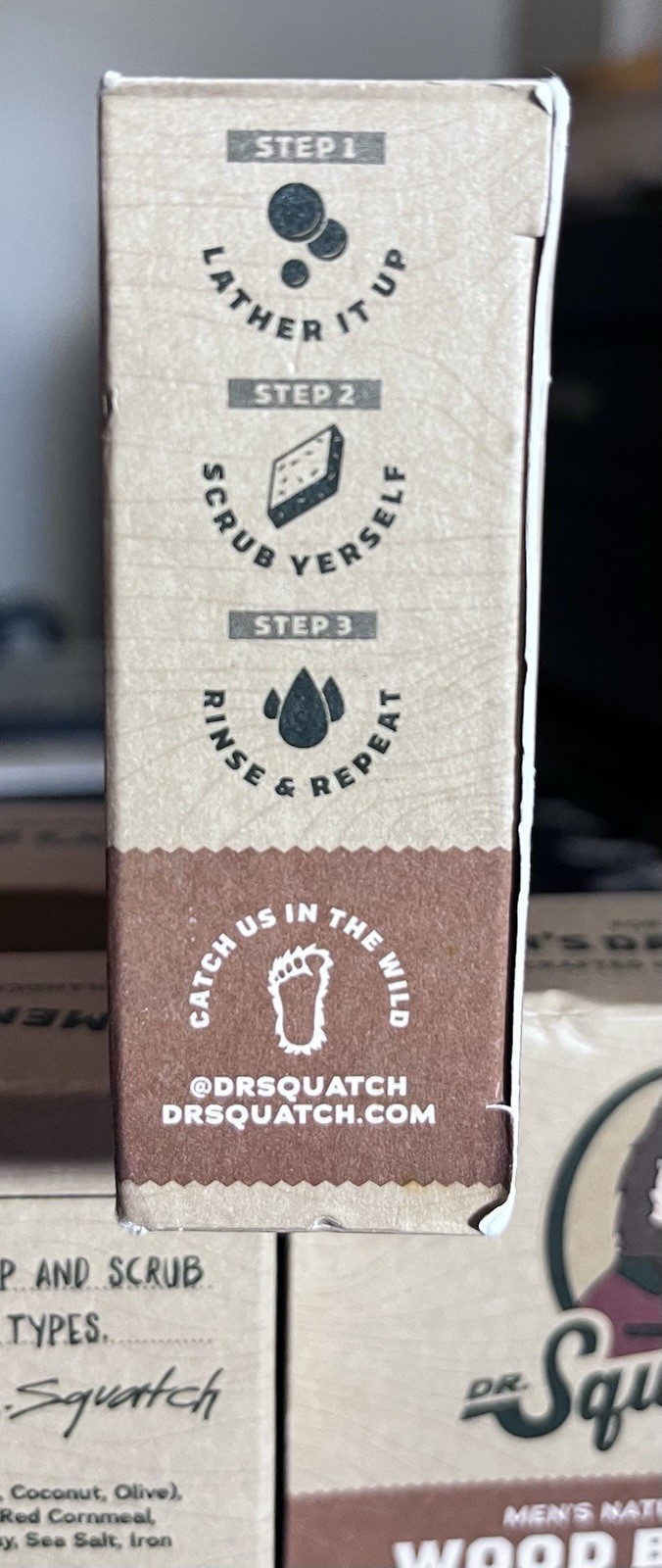 Dr. Squatch All Natural Bar Soap for Men, Wood Barrel Bourbon 5 Ounce Pack of 4