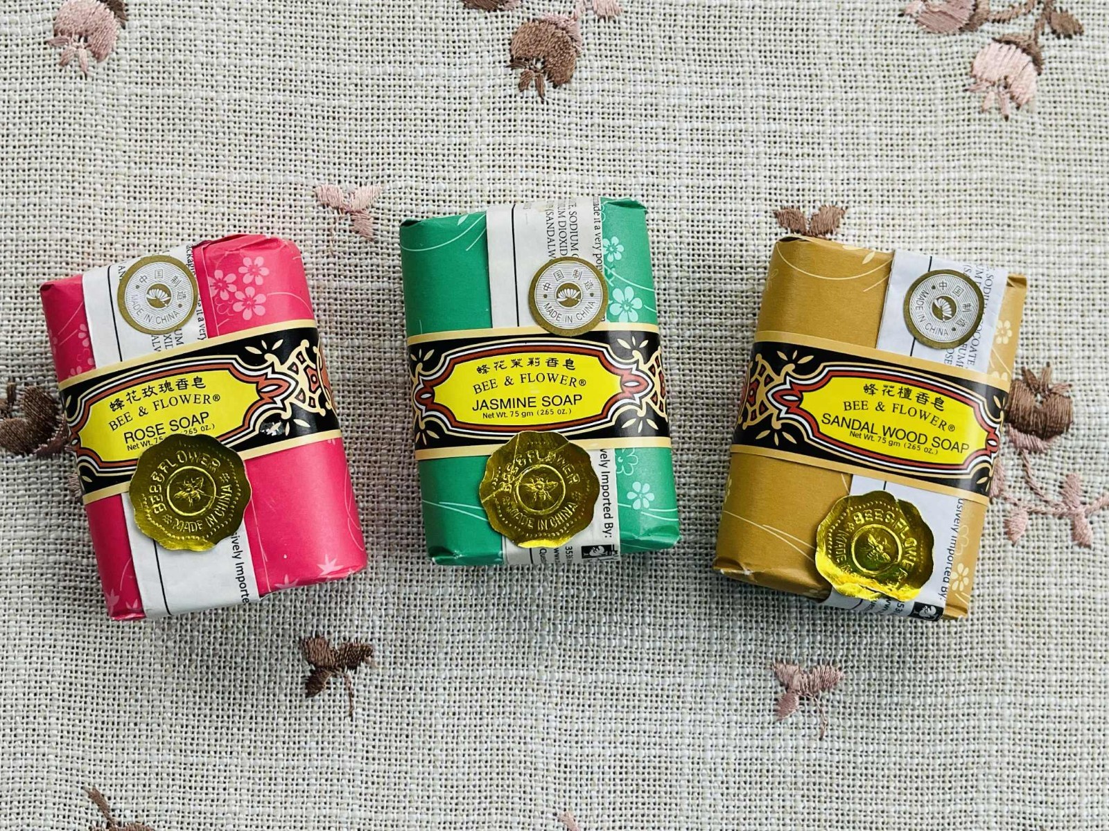 Bee & Flower Bar Soap Pack of 3 Sandal Wood Rose Jasmin 2.65 oz Each NEW