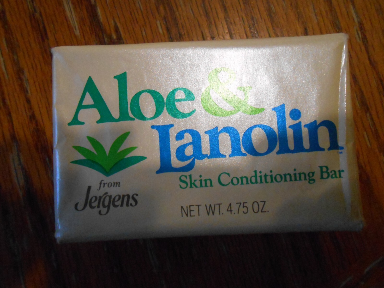 JERGENS ALOE & LANOLIN Soap Bar (4.75 oz. size) – ONE BAR NEW IN PACKAGE