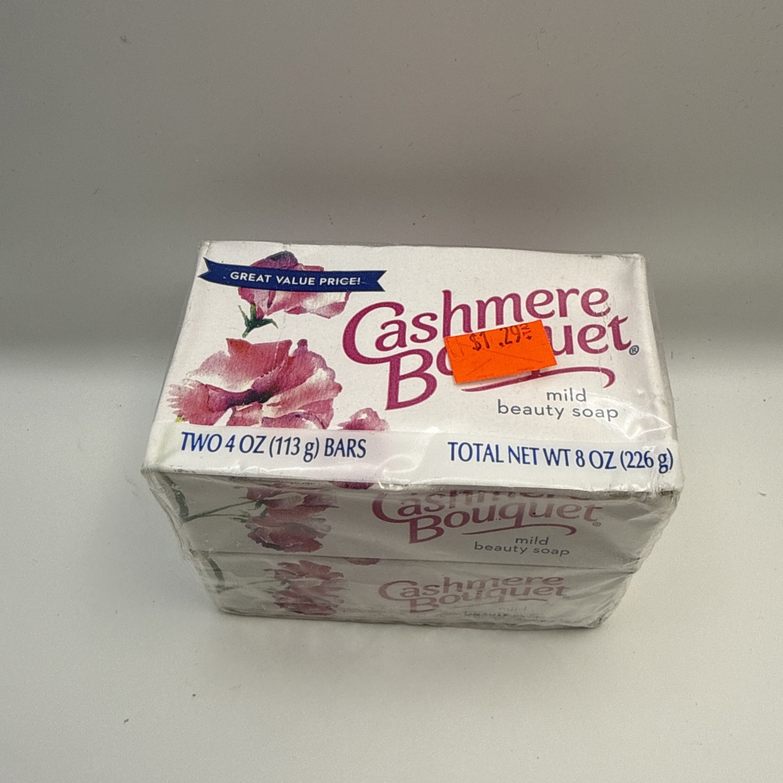 2 Bars Cashmere Bouquet Mild Beauty Soap Classic Fragrance Bath 4oz VTG USA Made