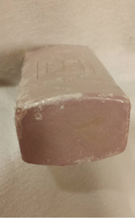 Bora Bora Cleansing Bar Liz Claiborne 5.5 oz Soap Bar Pink + 2 Scrubbies Lot