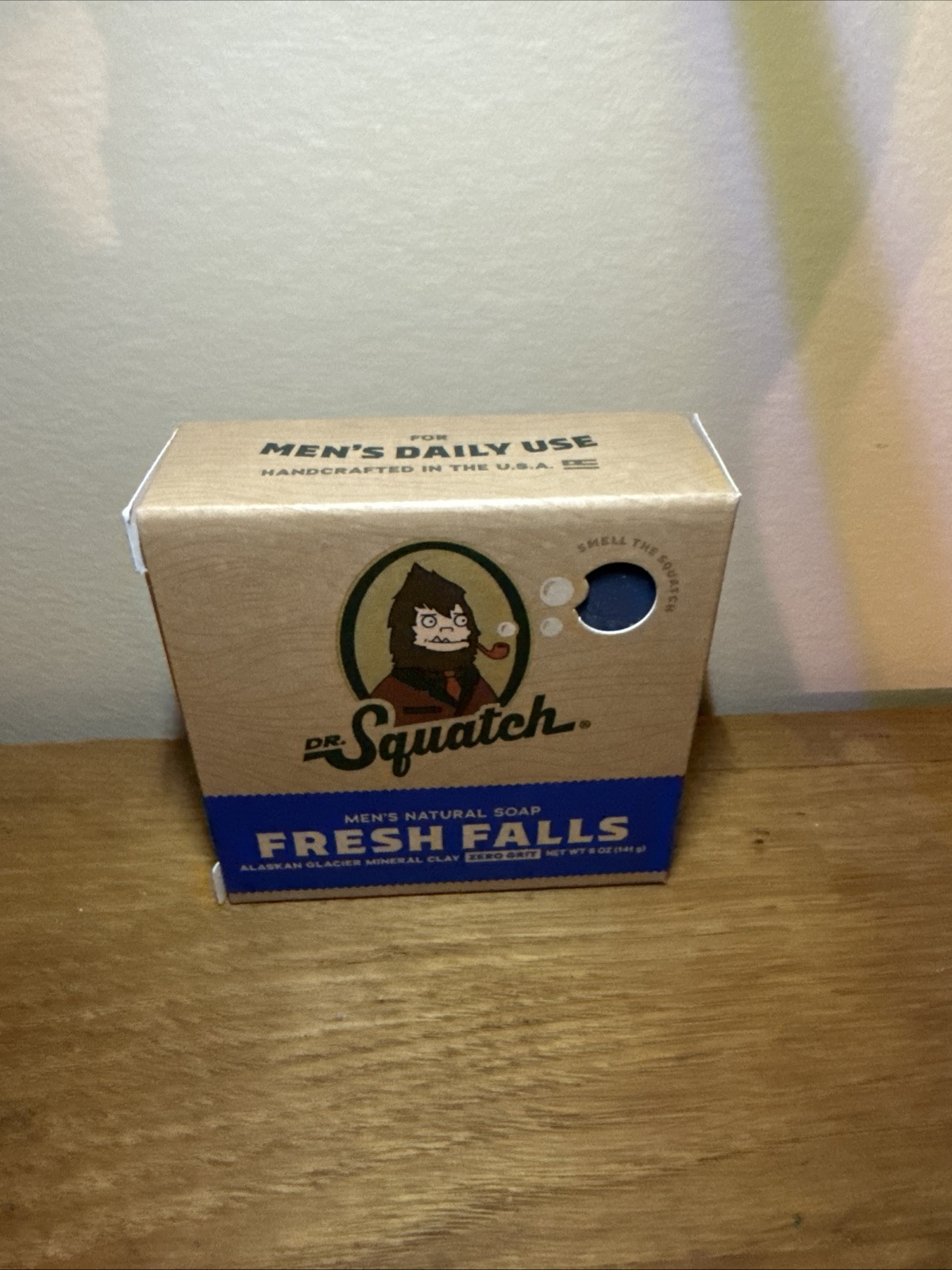 Dr. Squatch All Natural Bar Soap for Men with Zero Grit, Fresh Falls