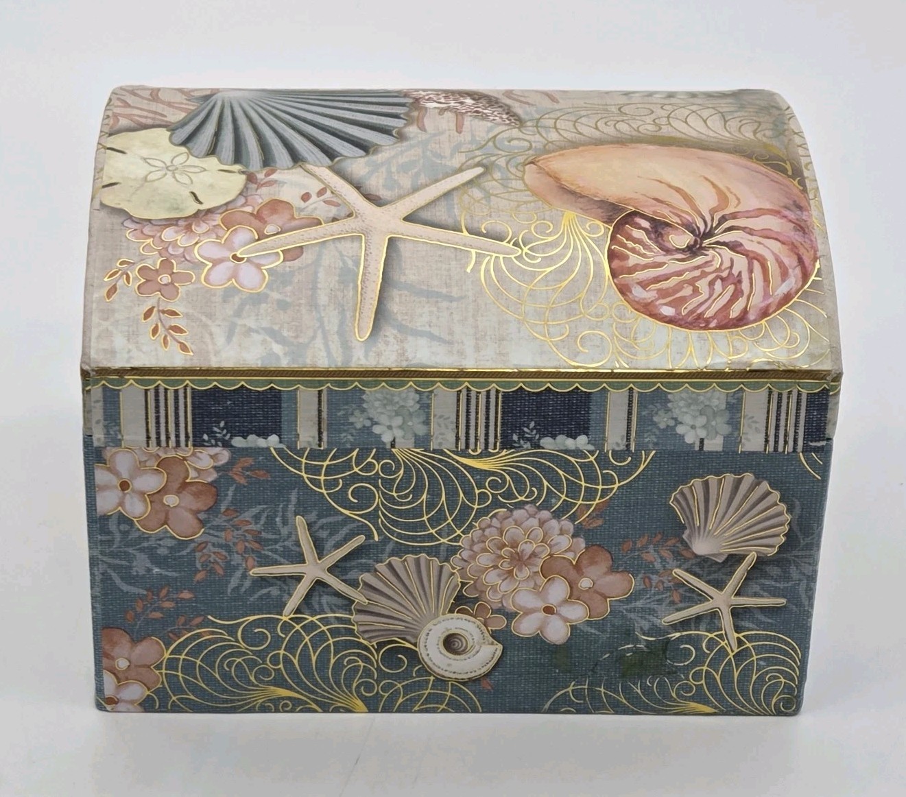 Pooch & Sweetheart Music Box 2 Scented Verbena Soaps Swan Lake Sea Shell Pattern