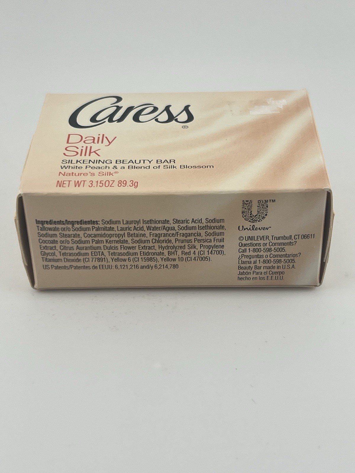 NEW Vintage Caress Daily Silk Beauty Bar White Peach Silk Blossom Soap Lot Of 2