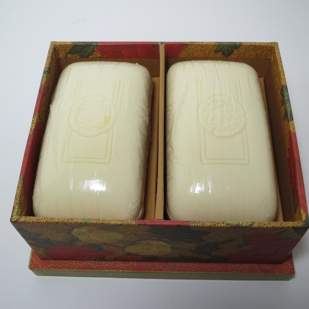 Punch Studio Verbena Soap 2 x 4.5 Ounce Bars Gift Box Chinese Oriental NEW