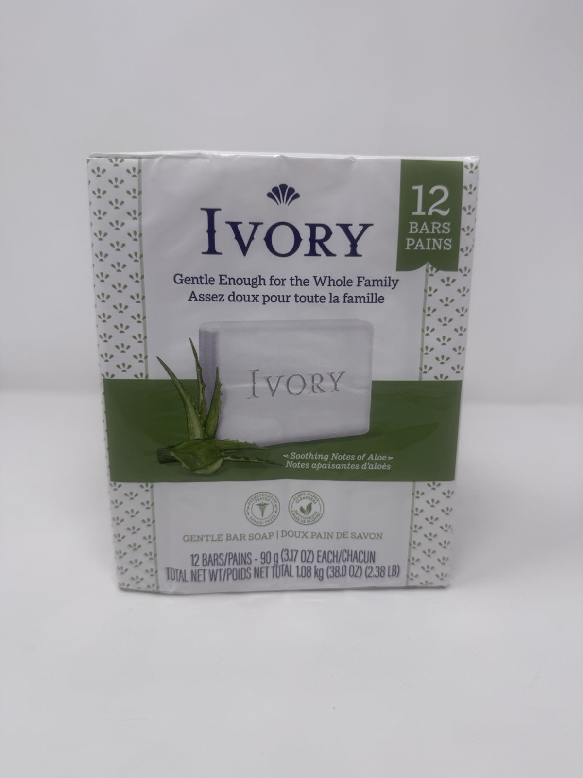 Ivory Bar Soap, soothing notes of Aloe, for All Skin Types, 12 Count, 3.17 oz
