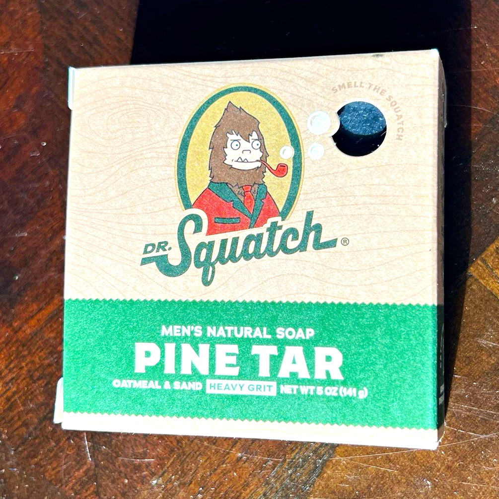 Dr. Squatch All Natural Men’s Bar Soap Pine Tar w/ Oatmeal & Sand 5 oz