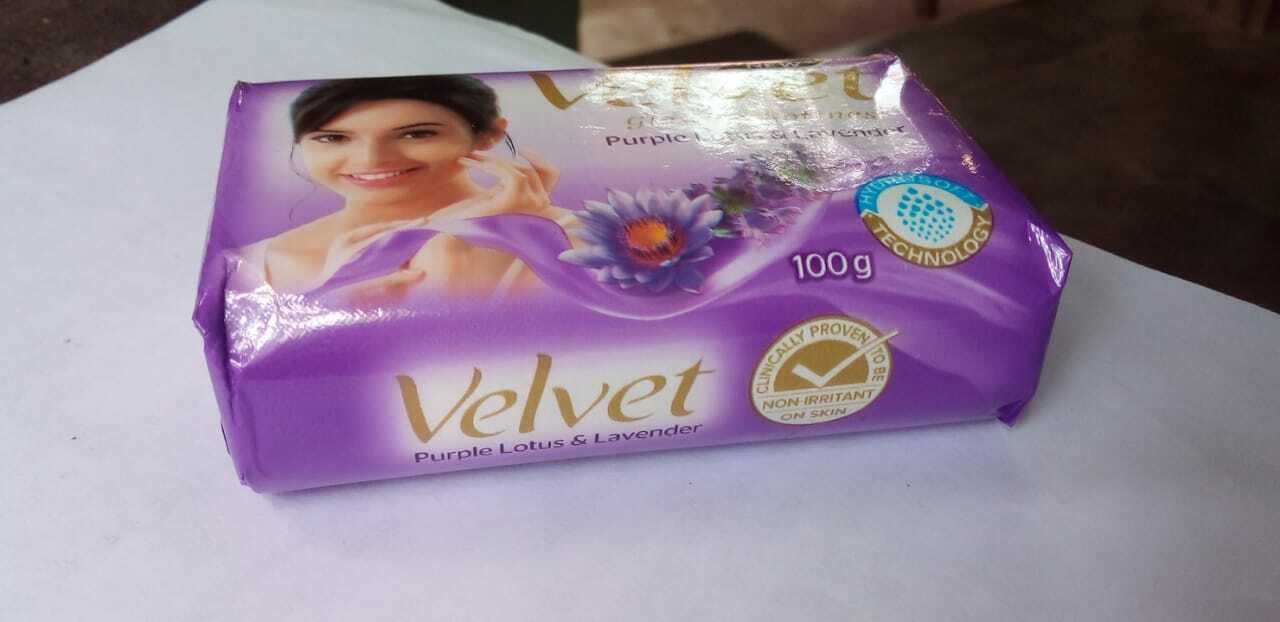 Velvet Glowing Softness Purple Lotus & Lavender Soap Keep Your Skin Fresh Always