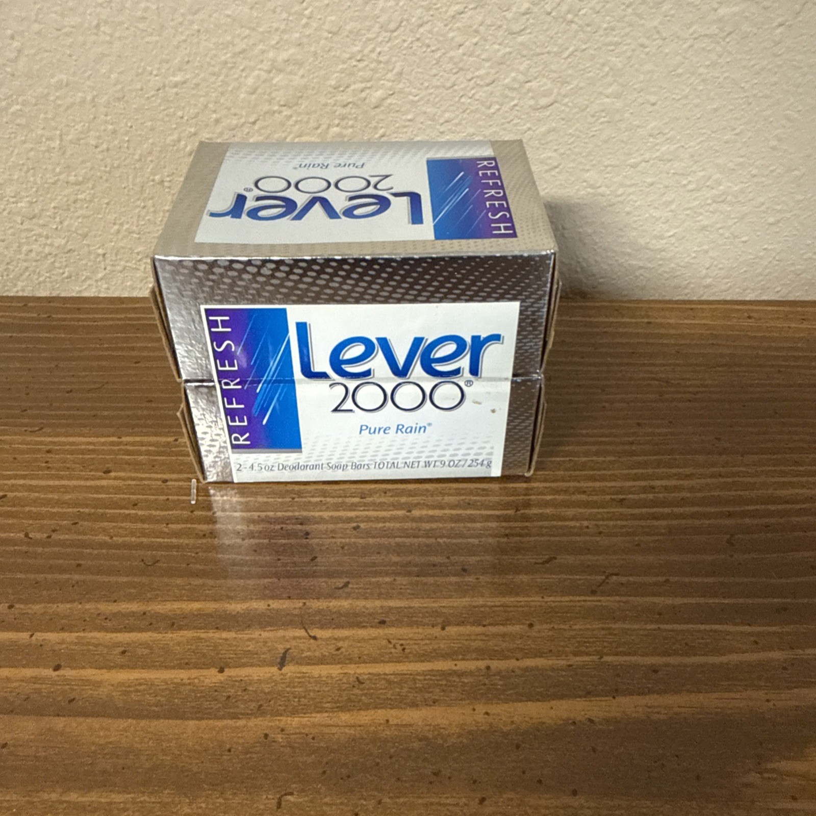 VTG Lever 2000 Pure Rain 4.5 Oz Refreshing Deodorant Bar Soap New In box
